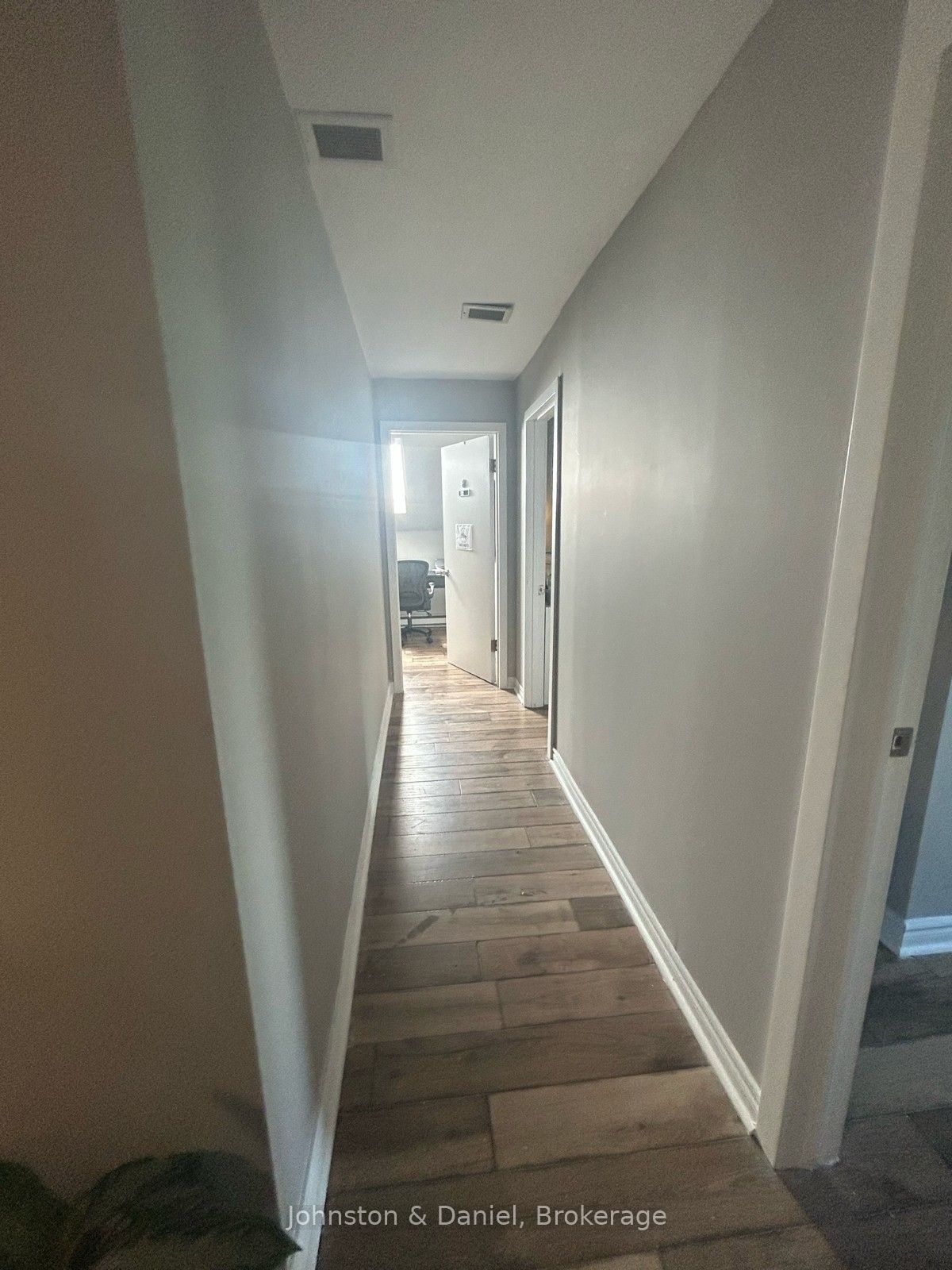 101 Mary Street W 302