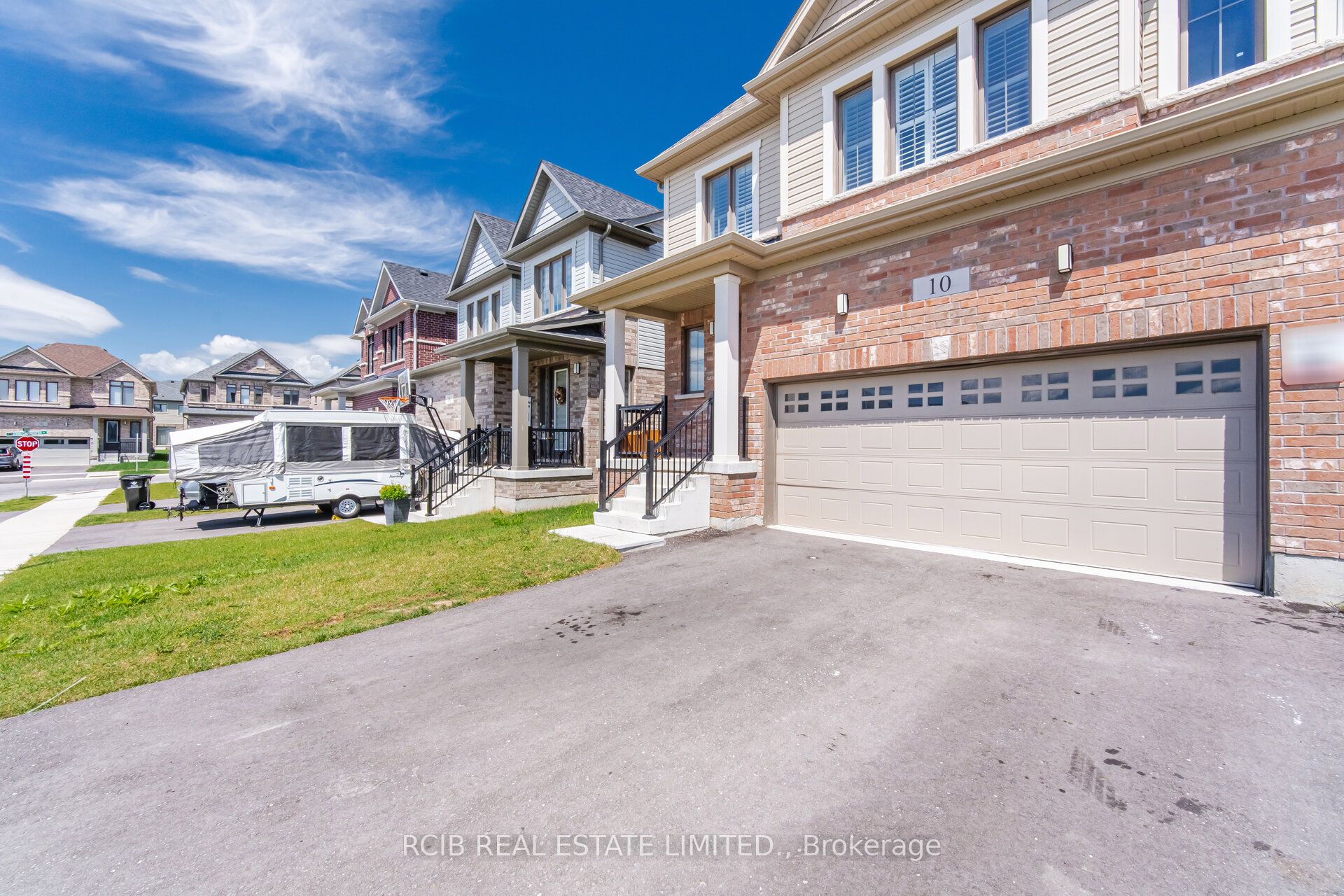 10 Thomas Gemmell Road