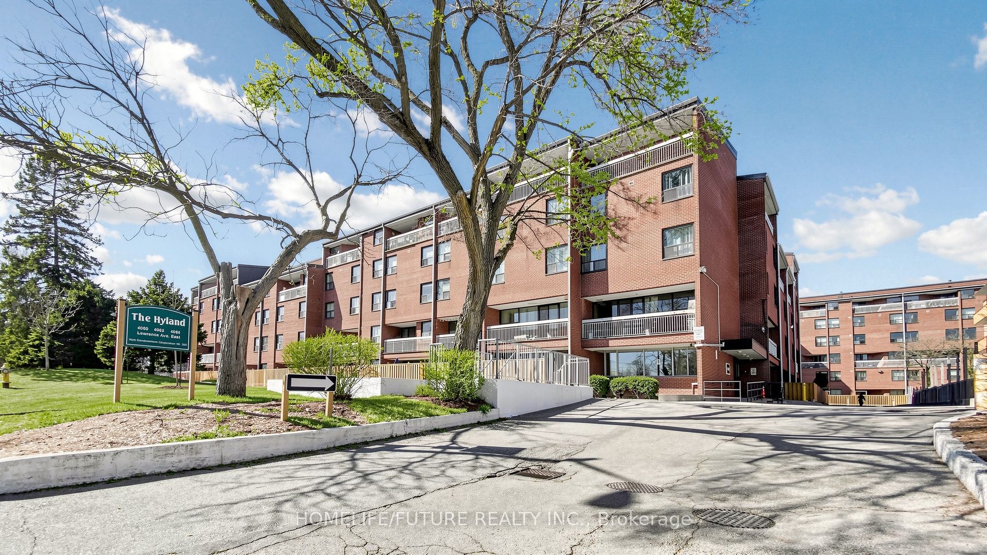 4060 Lawrence Avenue E 204