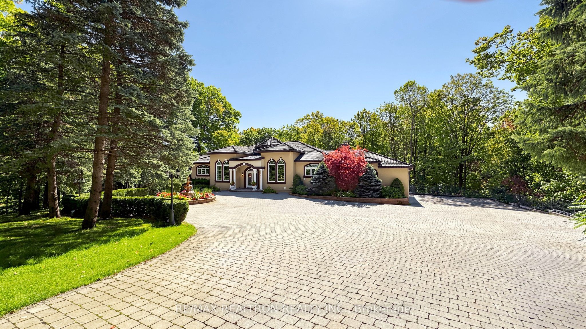 38 Bridgewater Drive