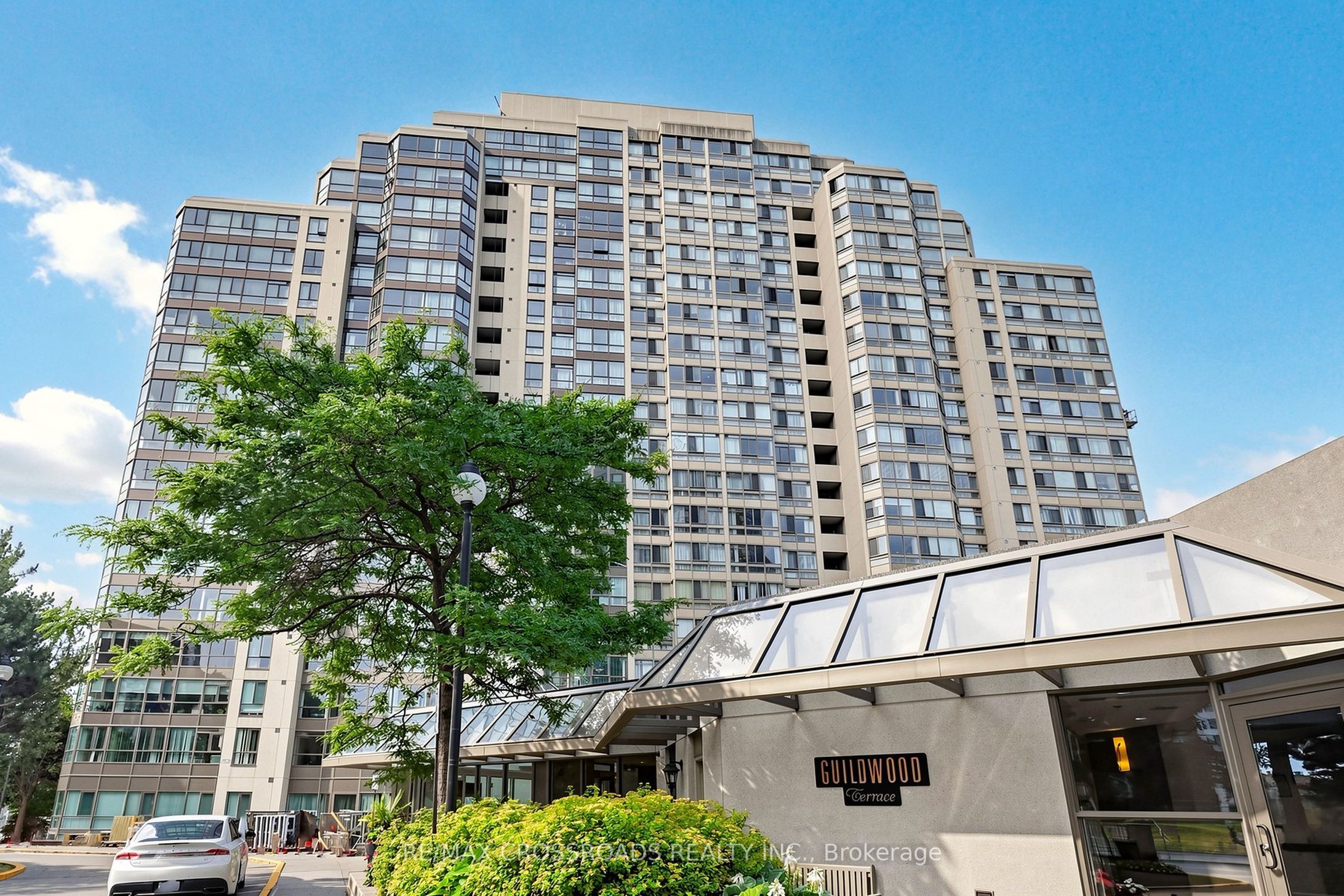 3233 Eglinton Avenue E 511