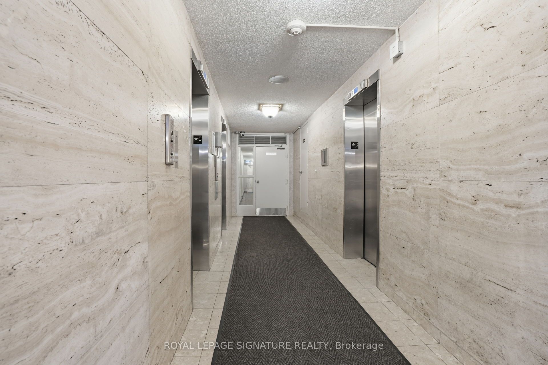 3100 Kirwin Avenue 2707