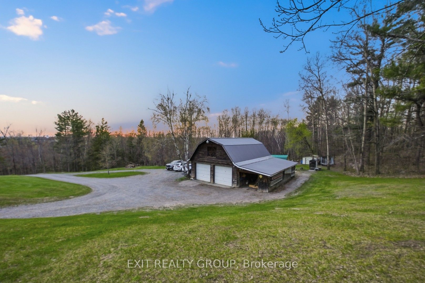 291 Tuftsville Road