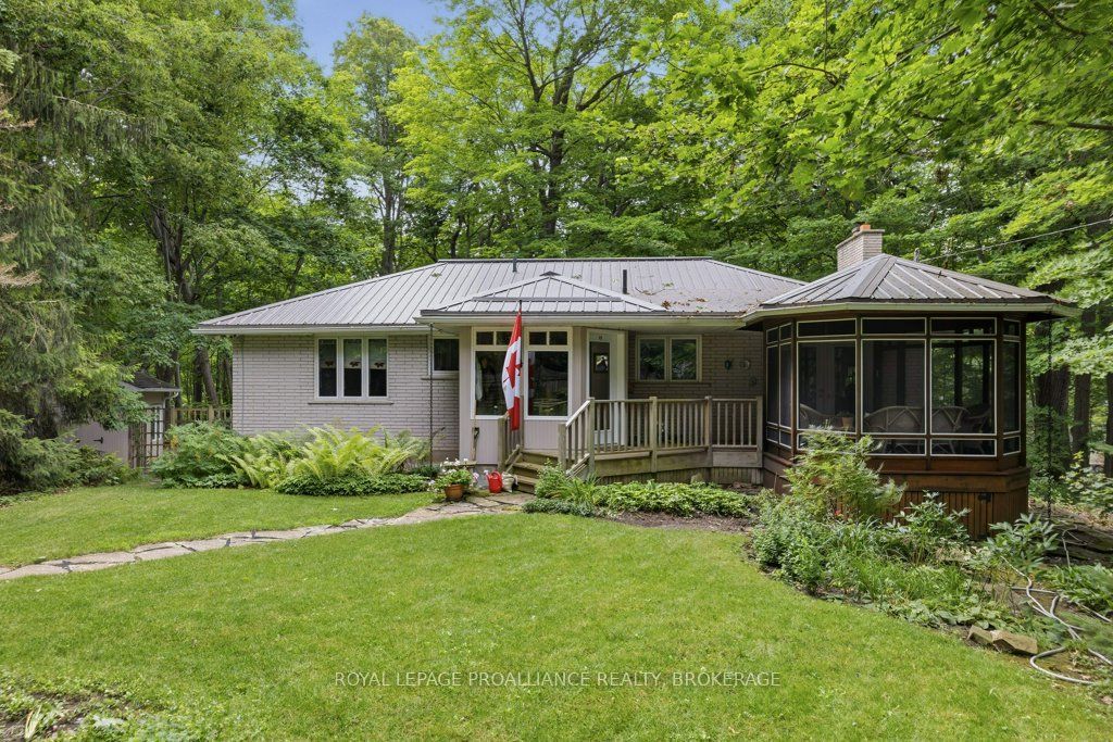12 Oriole Lane