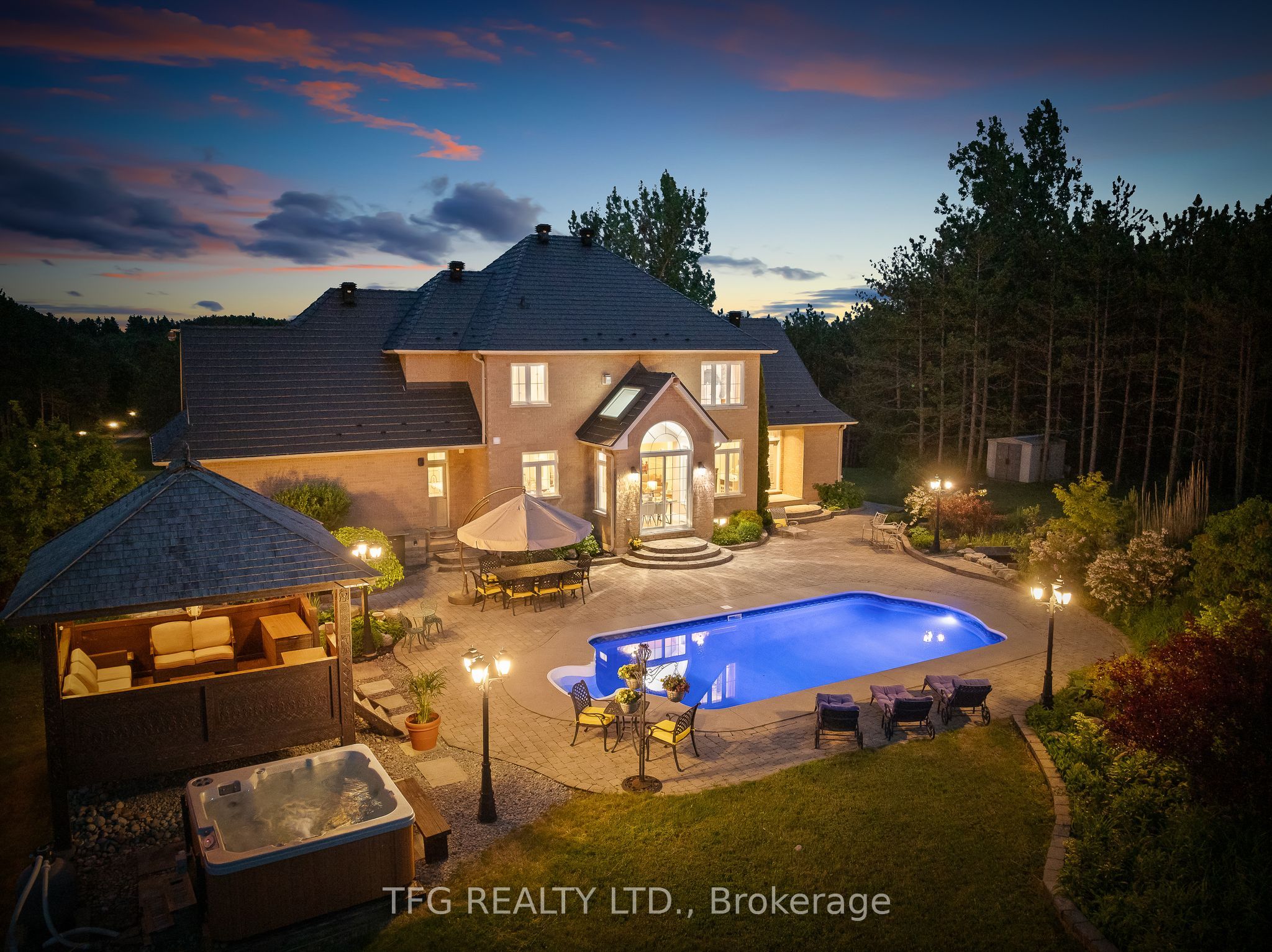 1980 Concession 10 Road