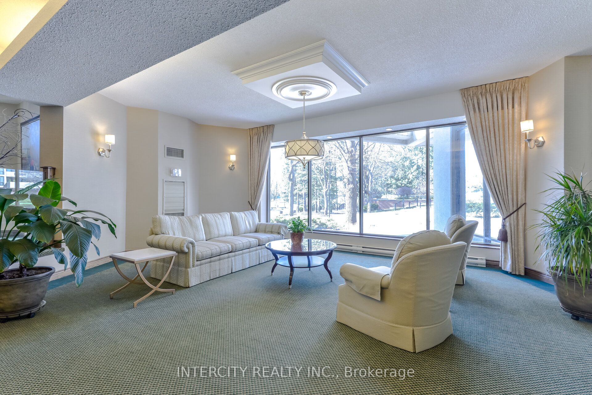 2000 Islington Avenue 308