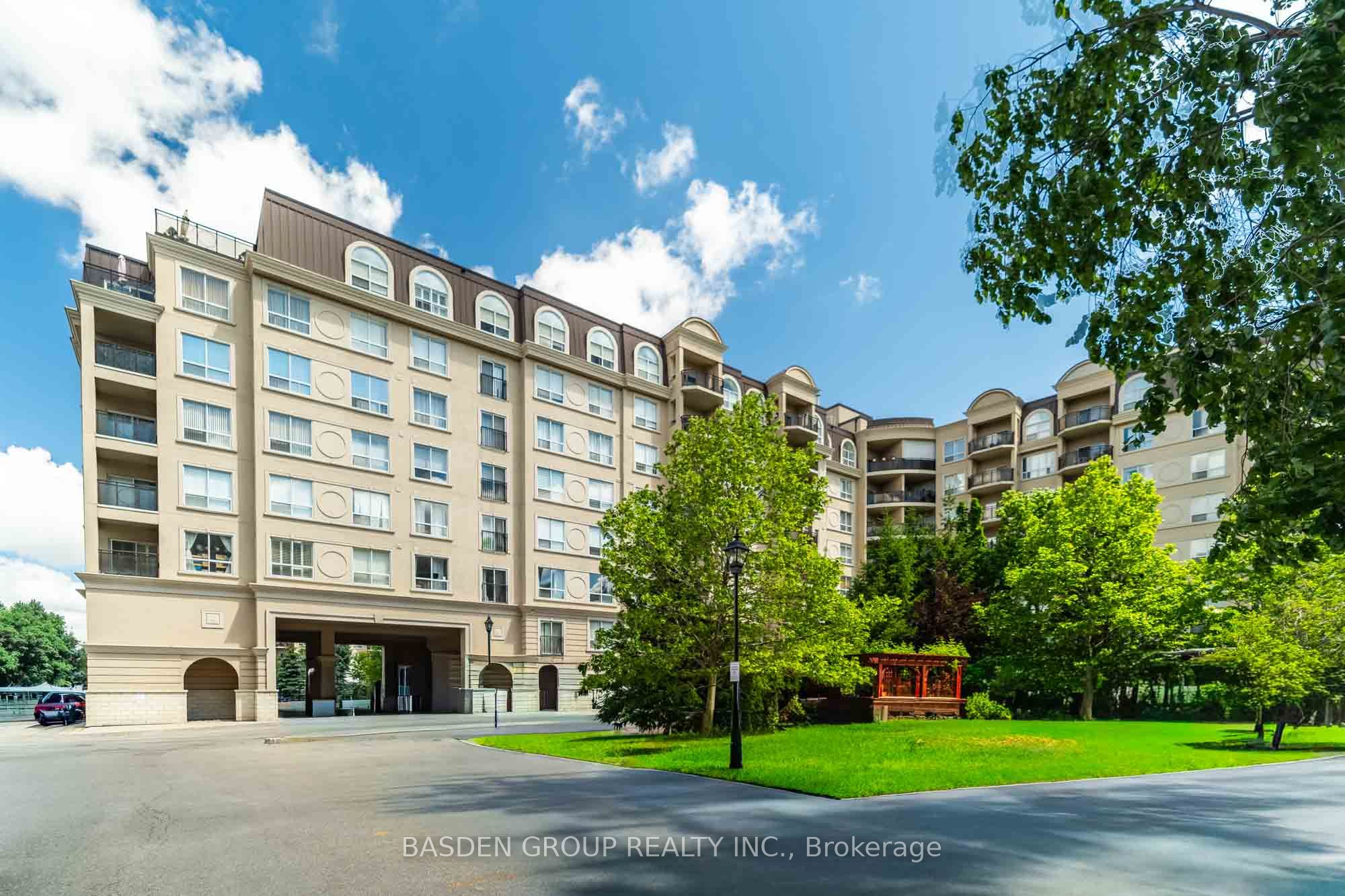 1 Maison Parc Court 309