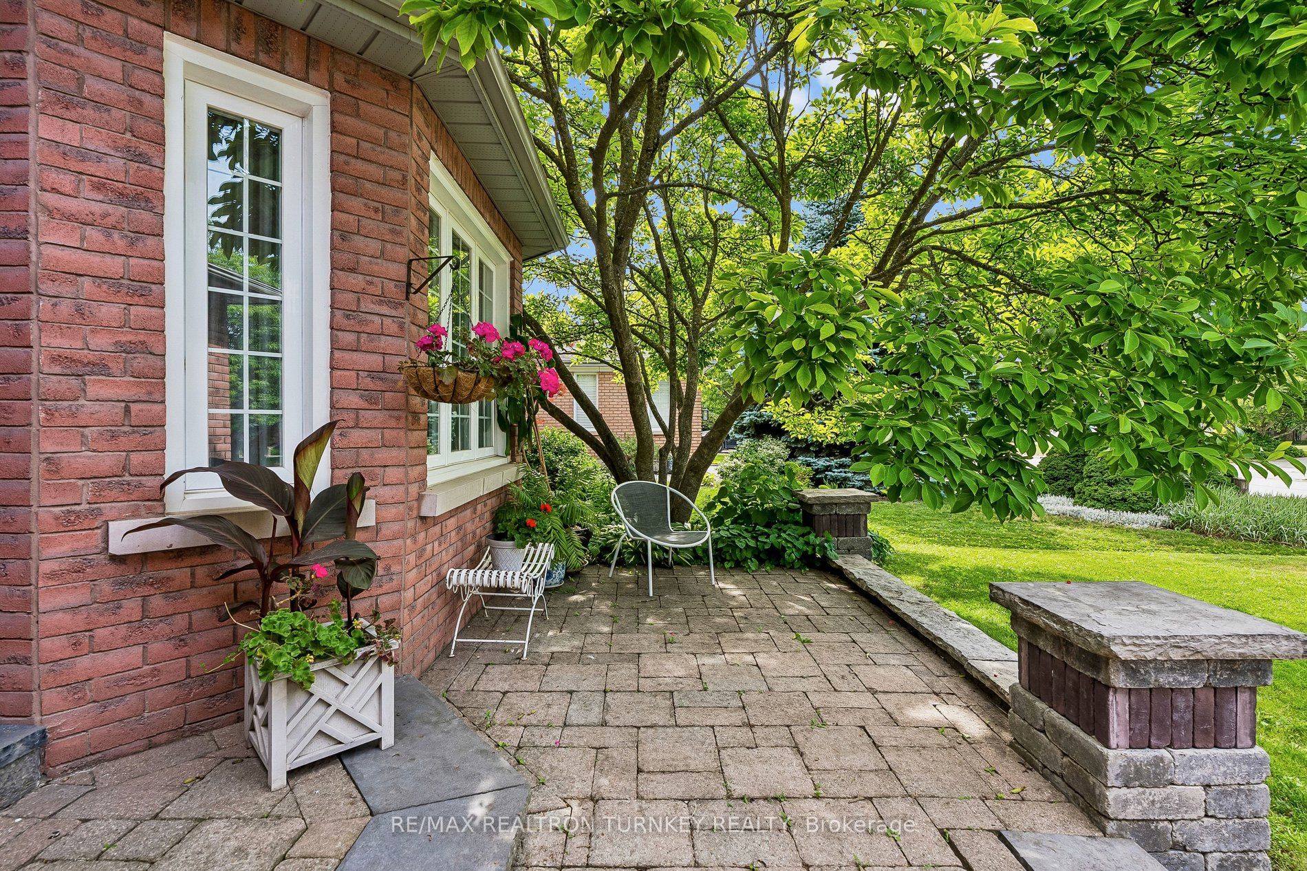 638 Gagnon Place