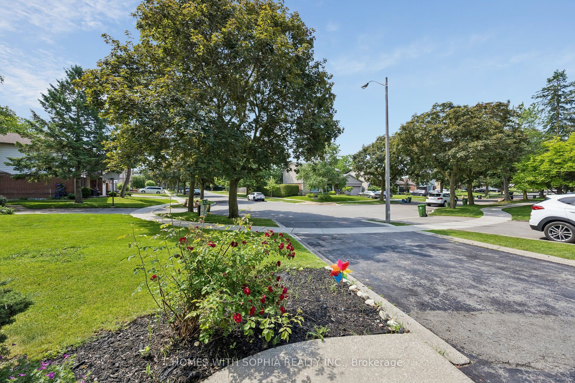 34 Rustywood Drive