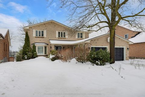 597 Forest Hill Drive W Kingston ON K7M 7N6
