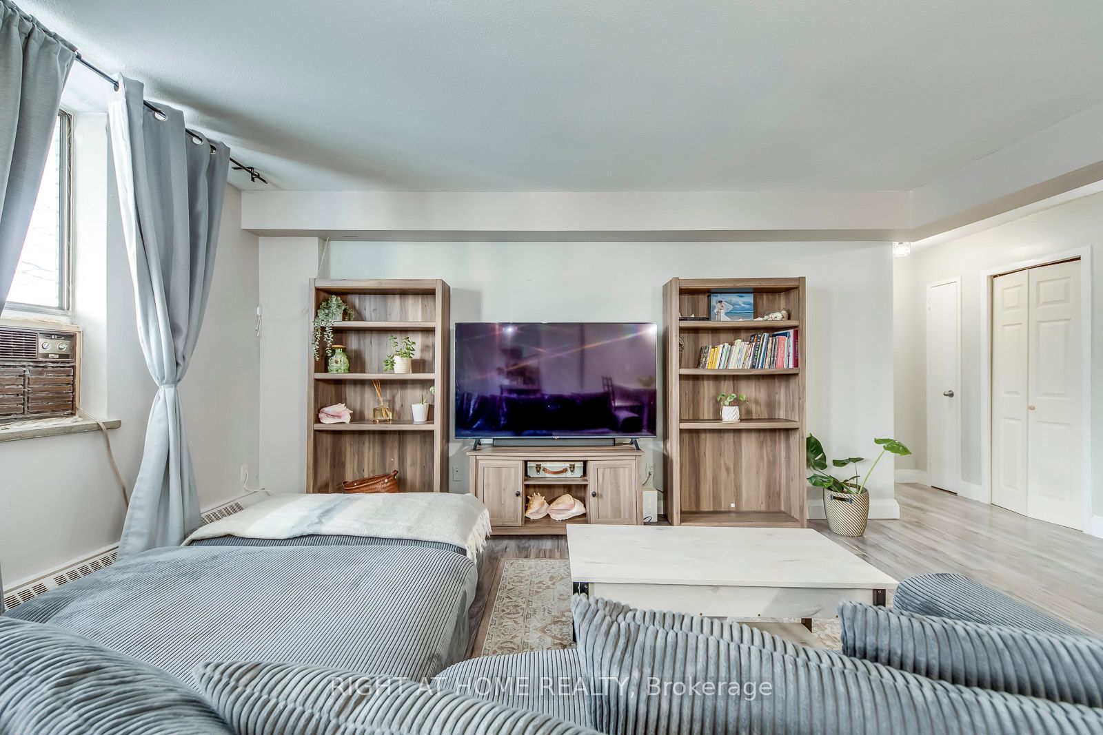 3460 Keele Street 103