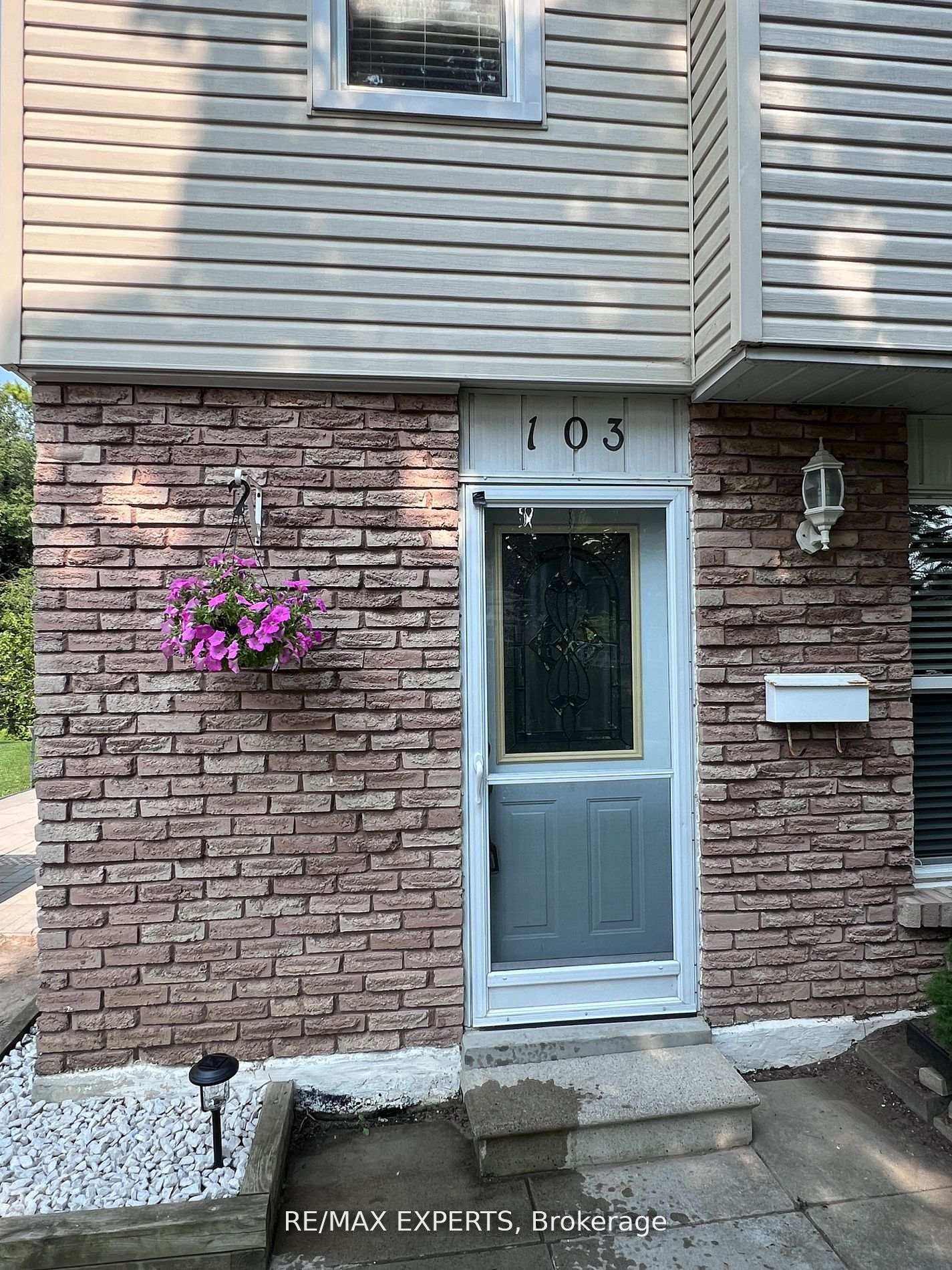 103 Guthrie Crescent