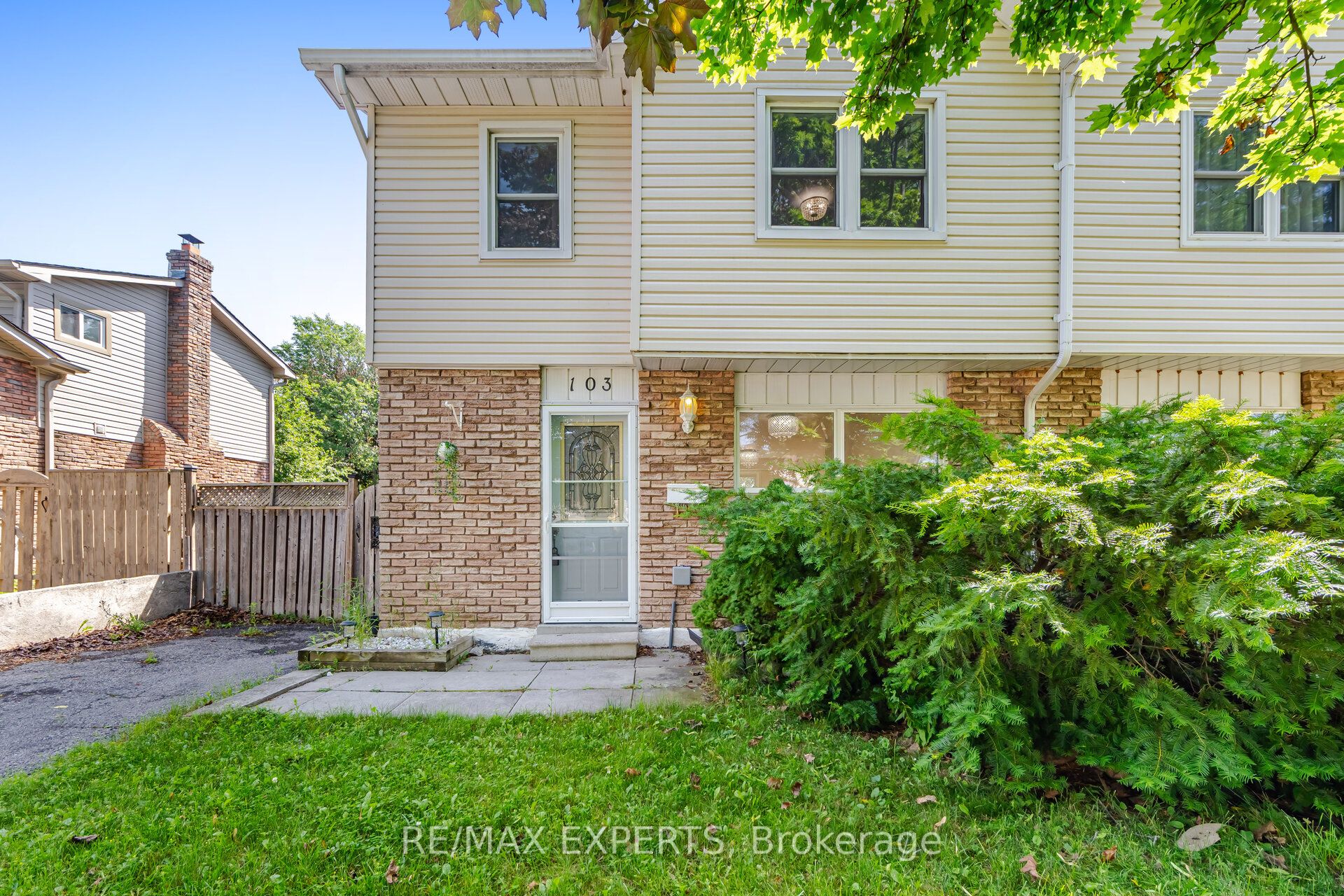 103 Guthrie Crescent