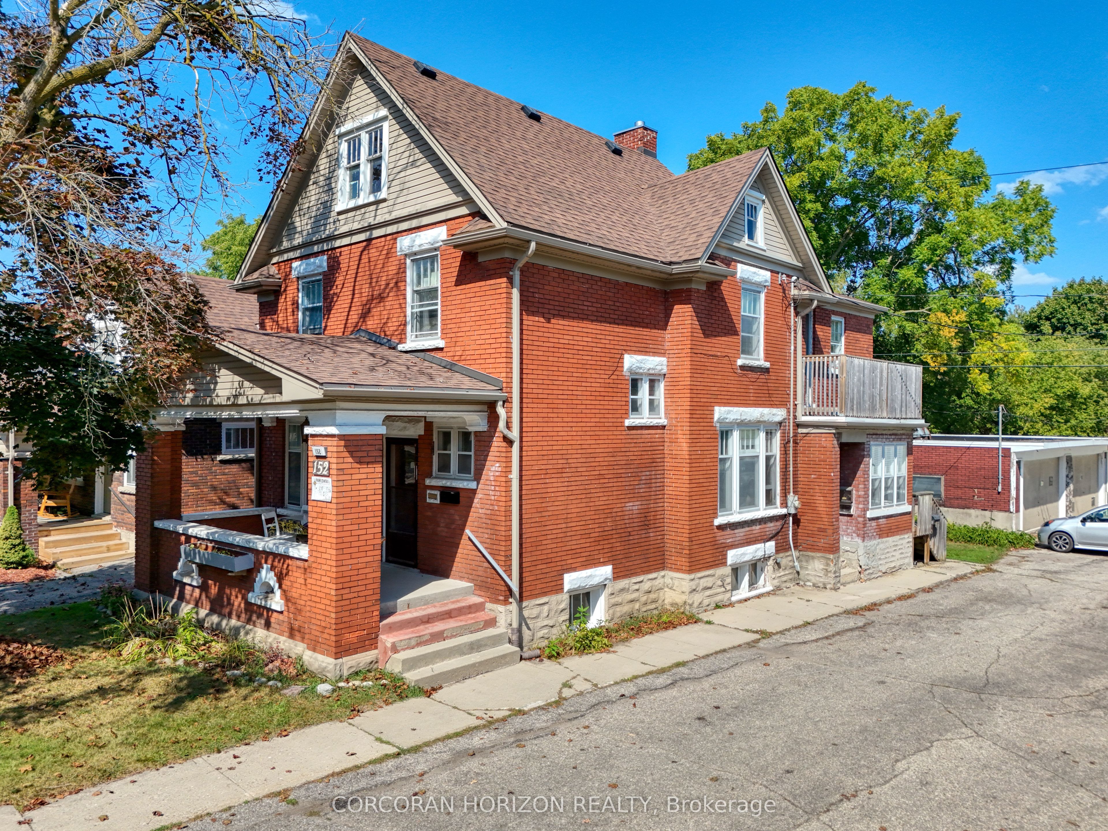 152 Homewood Avenue