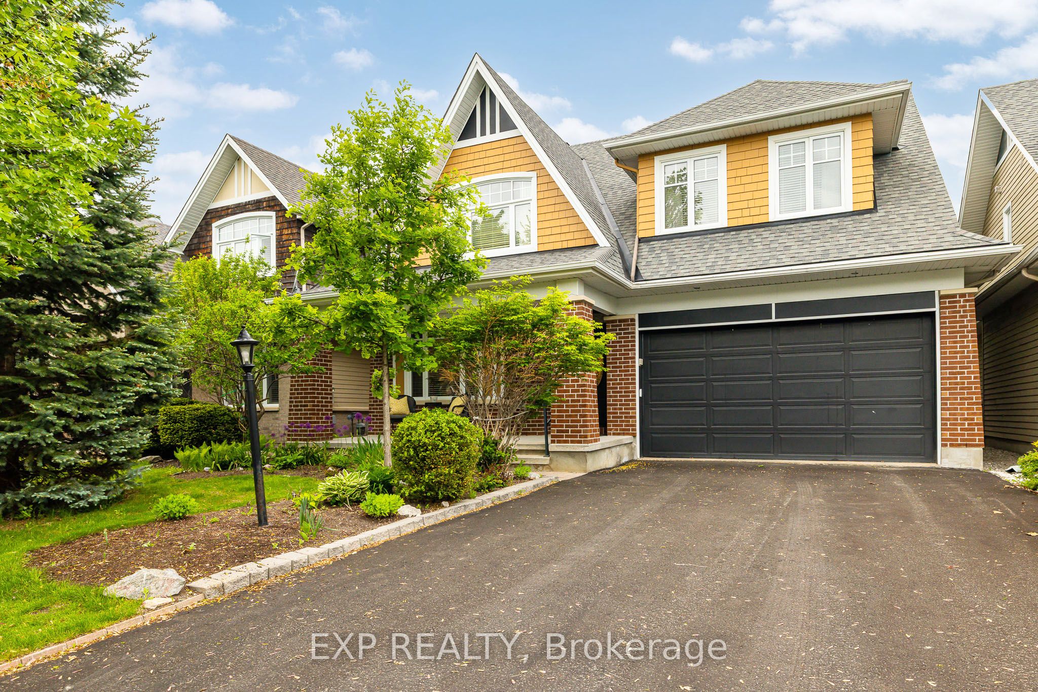 36 Oakbriar Crescent