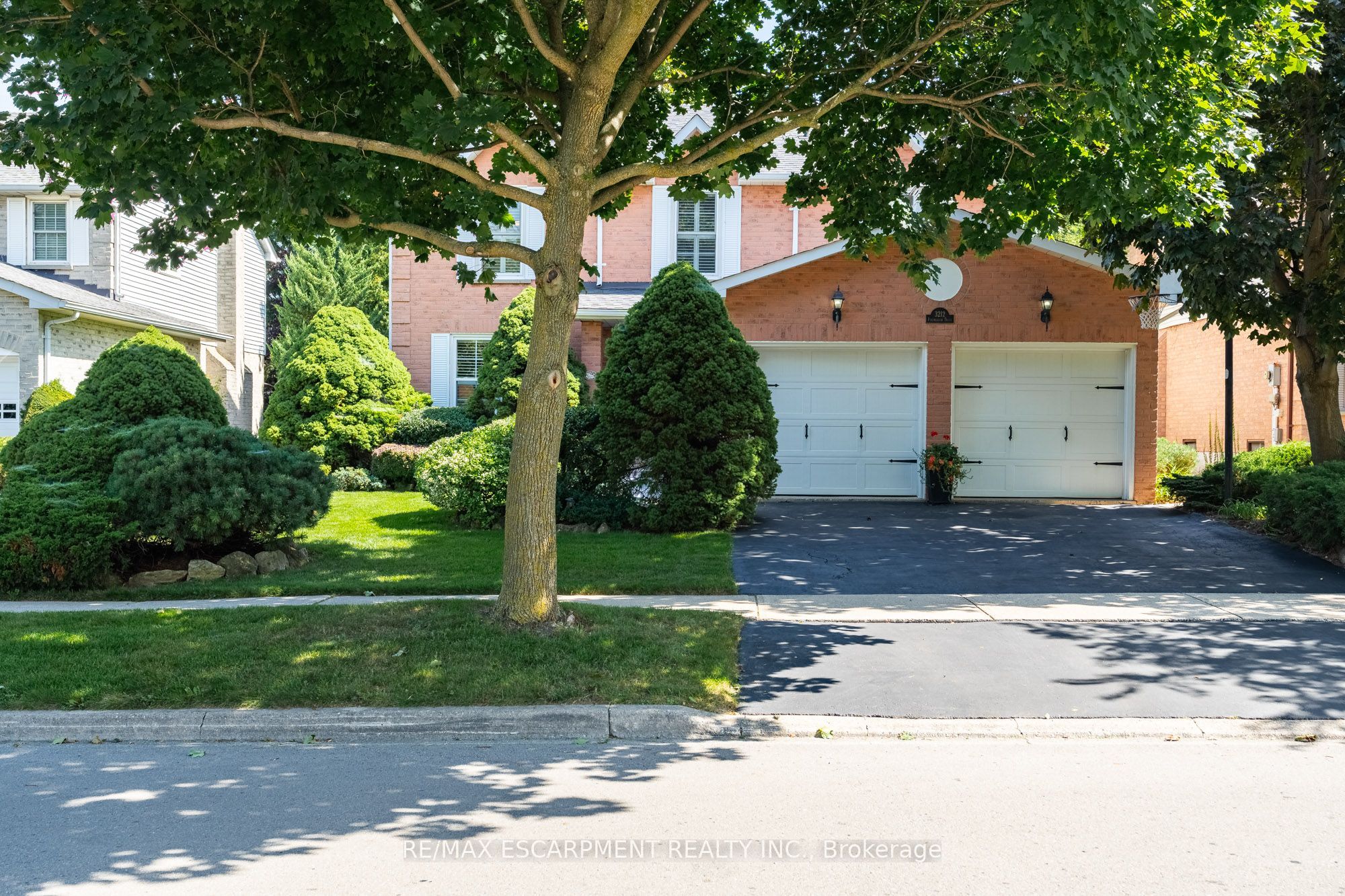 3212 Pinemeadow Drive