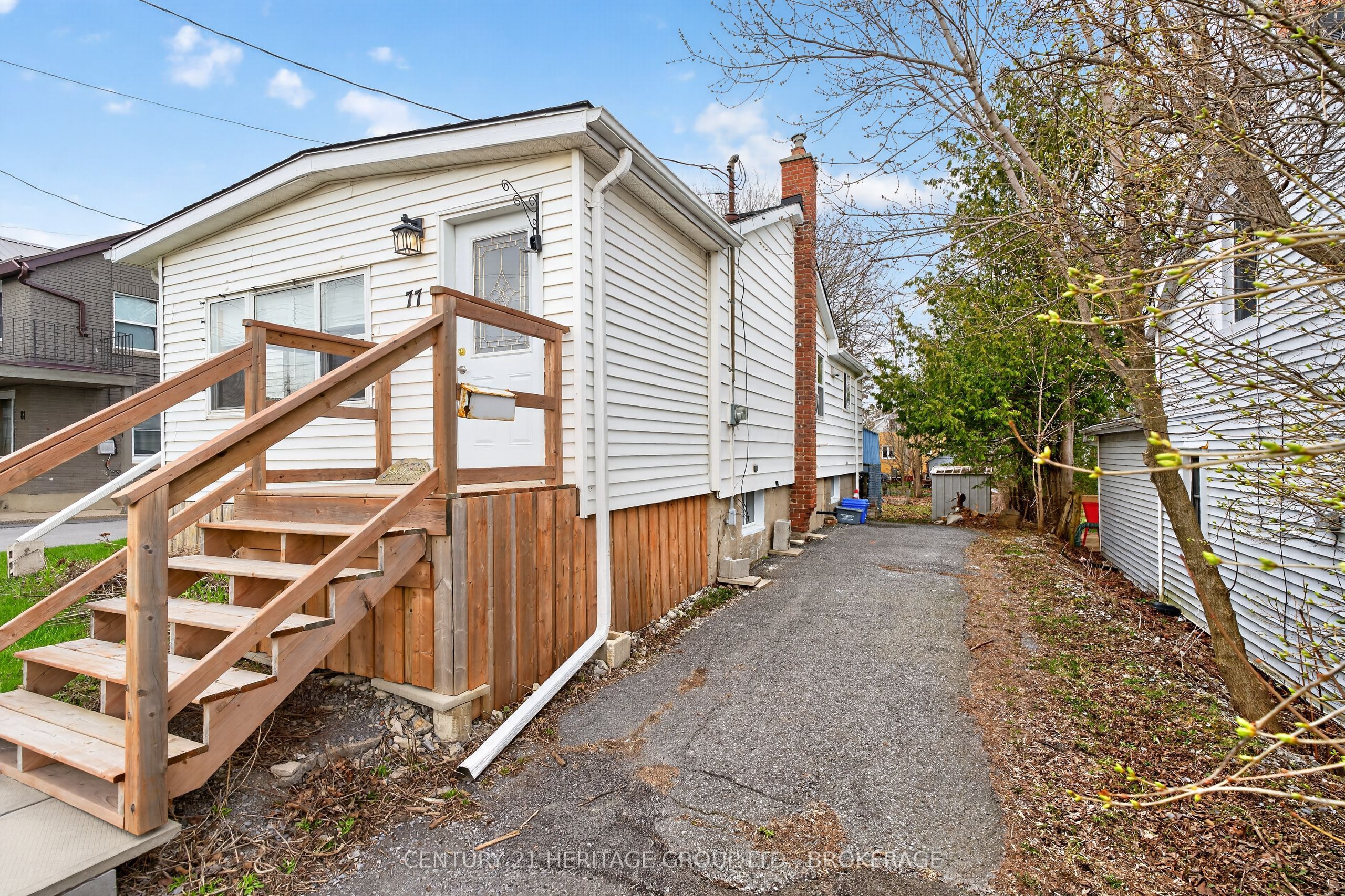 77 Portsmouth Avenue