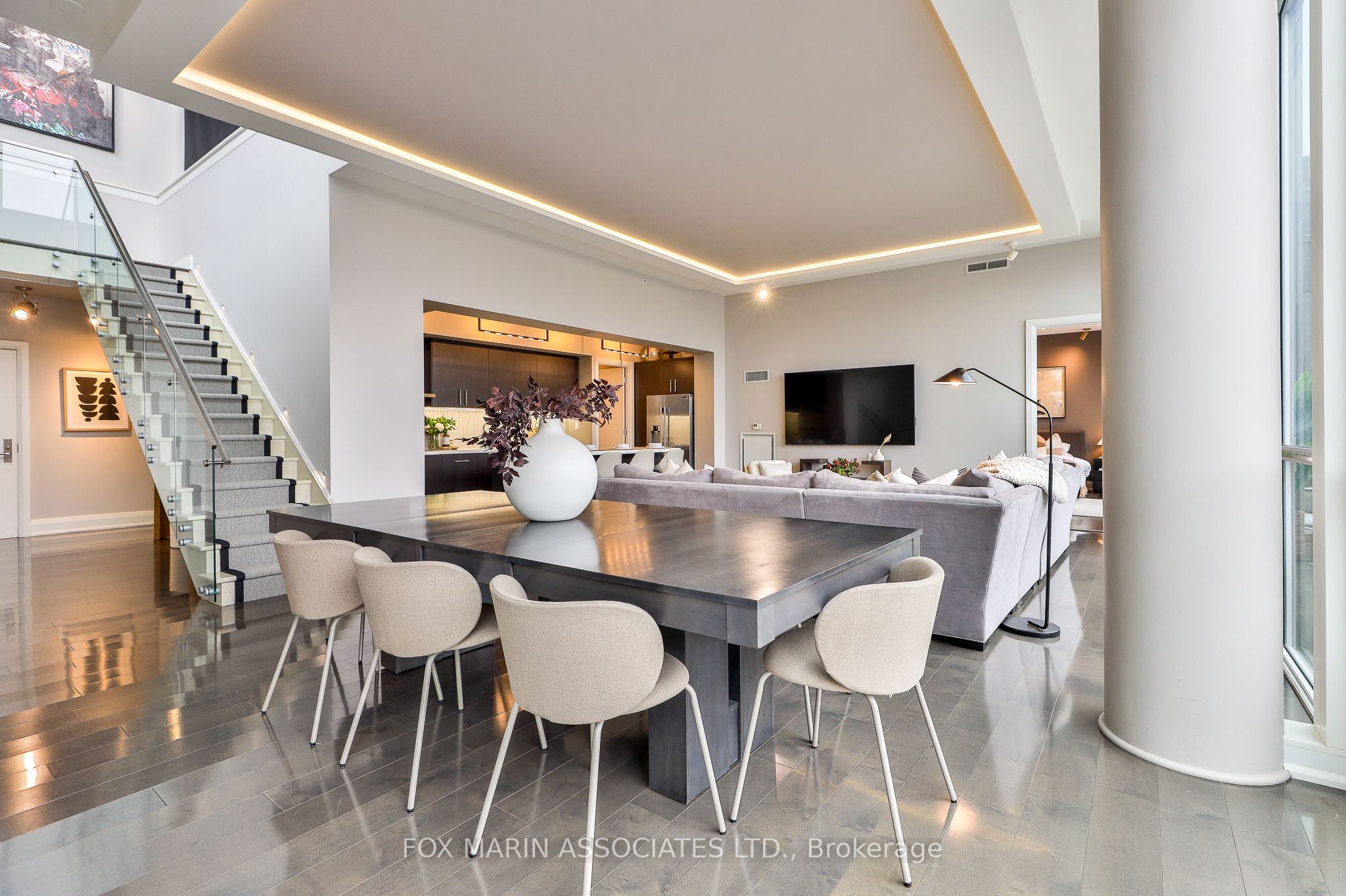 478 King Street W PH-02