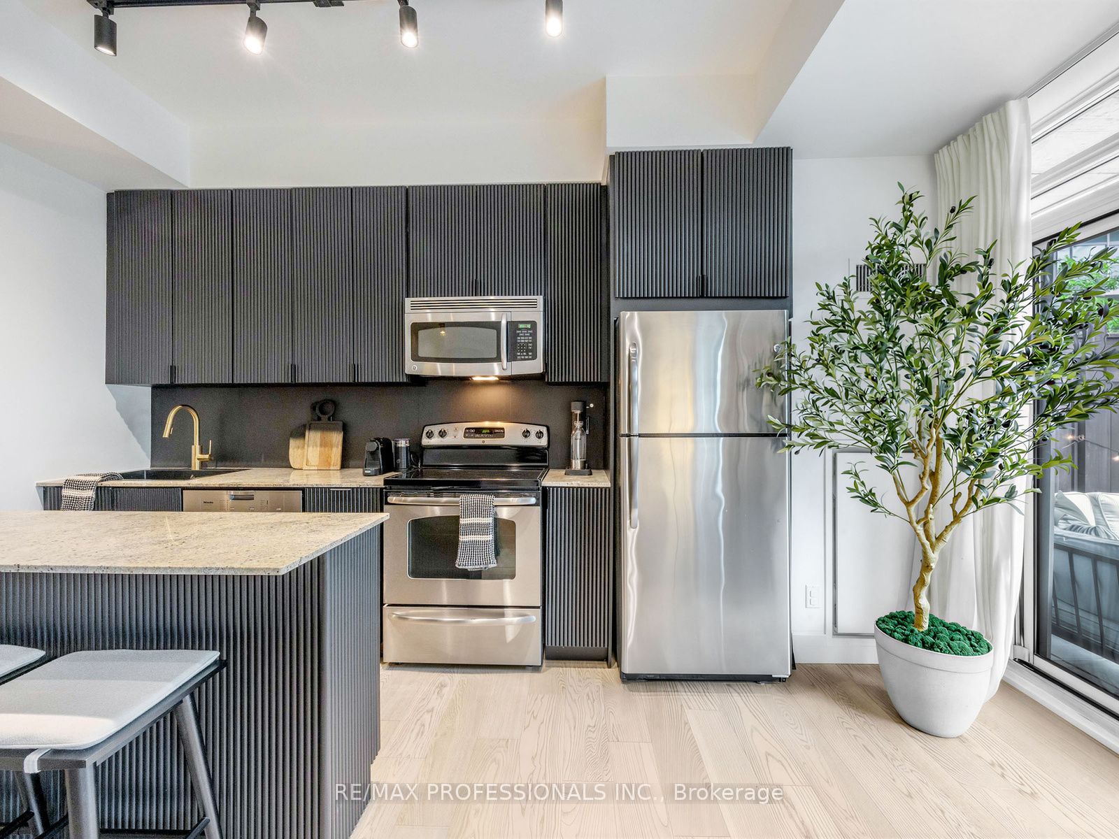 155 Legion Road N 402