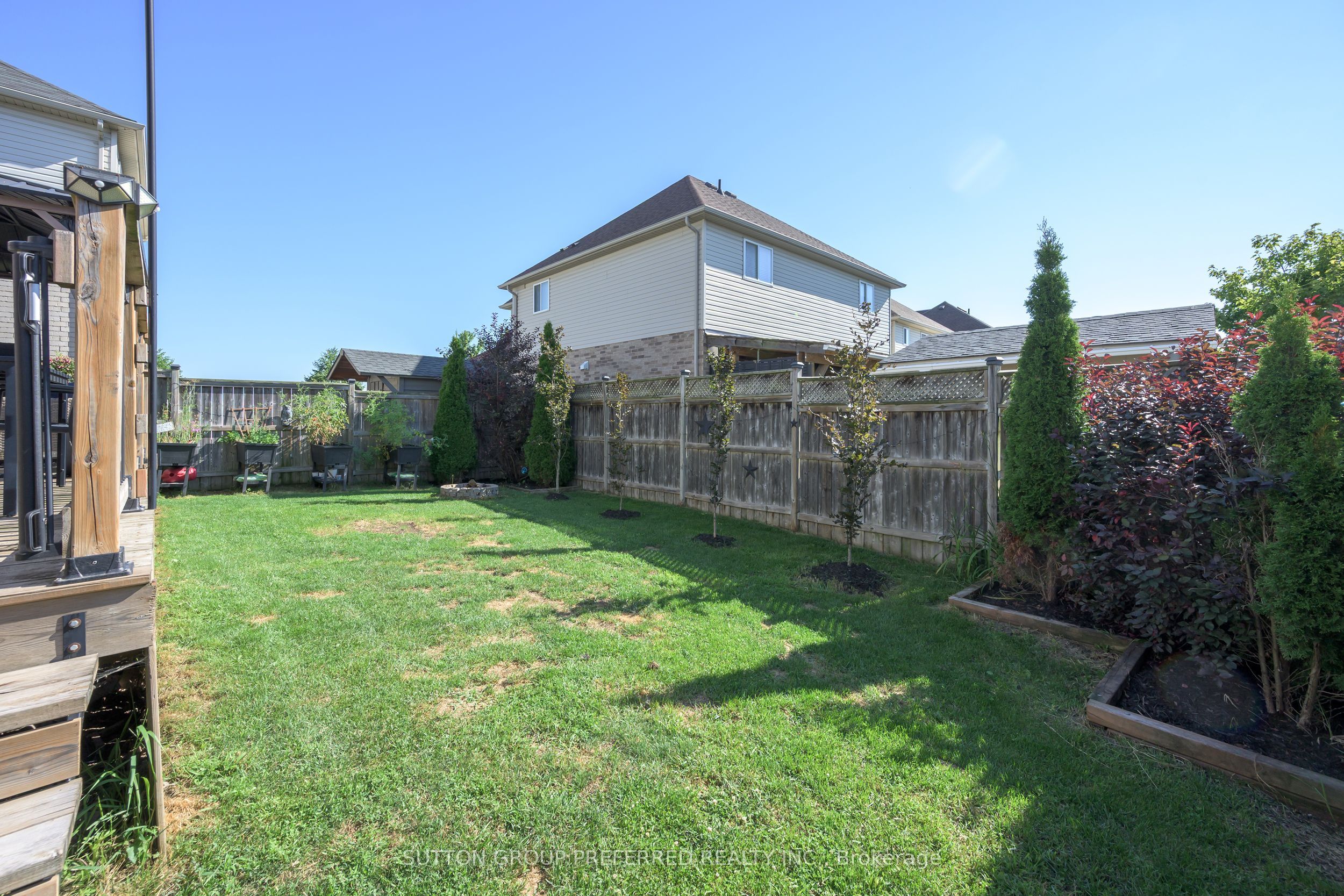 3288 Turner Crescent