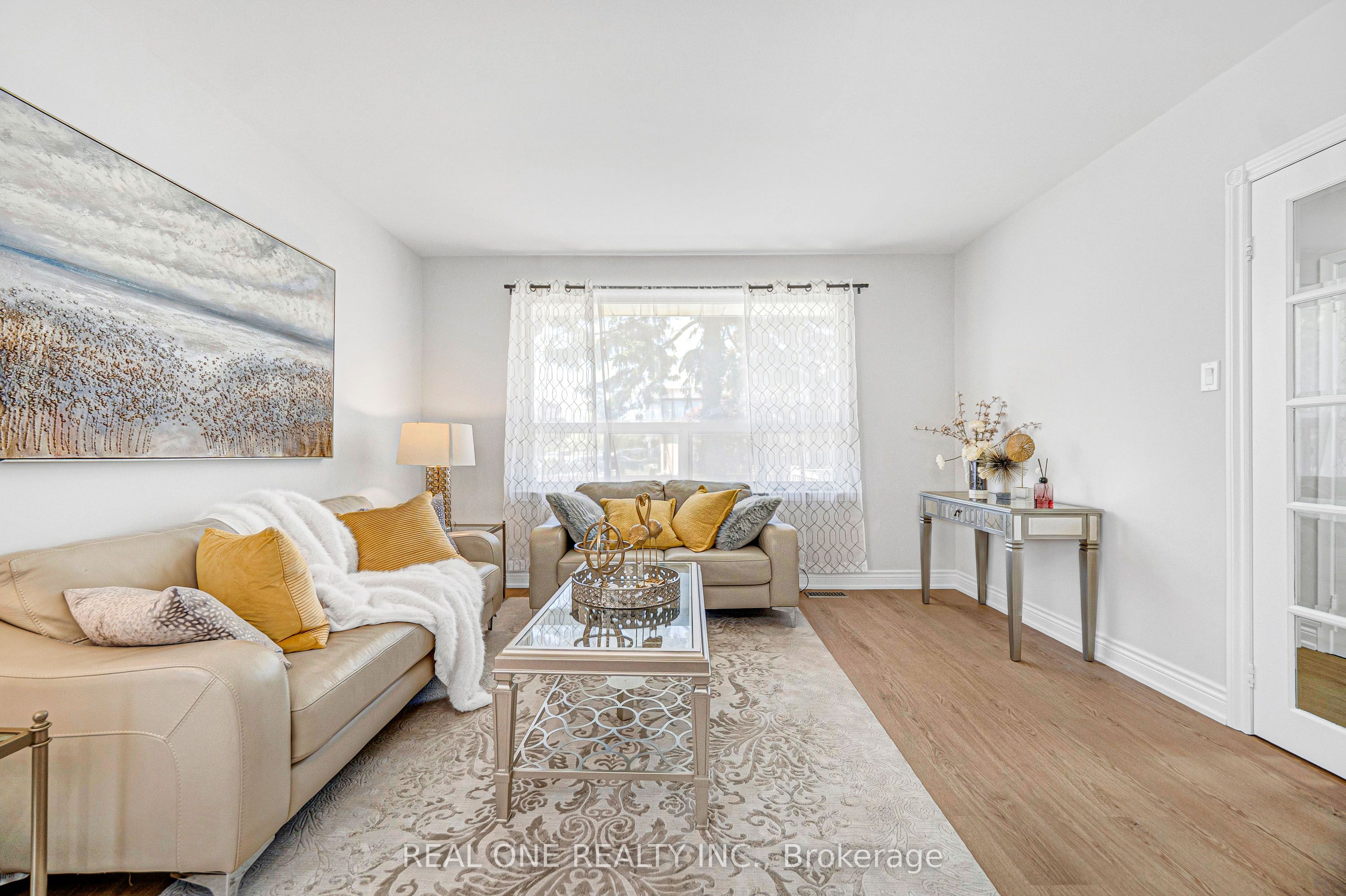 1 Gilroy Drive