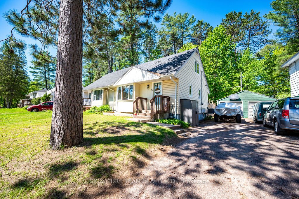 19 Thomson Crescent