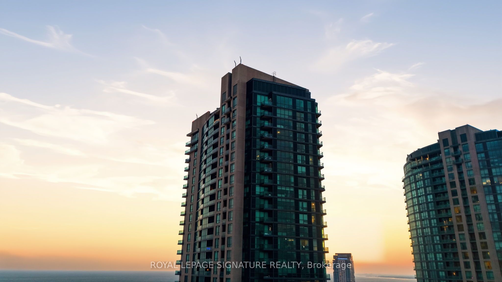 215 Fort York Boulevard 702