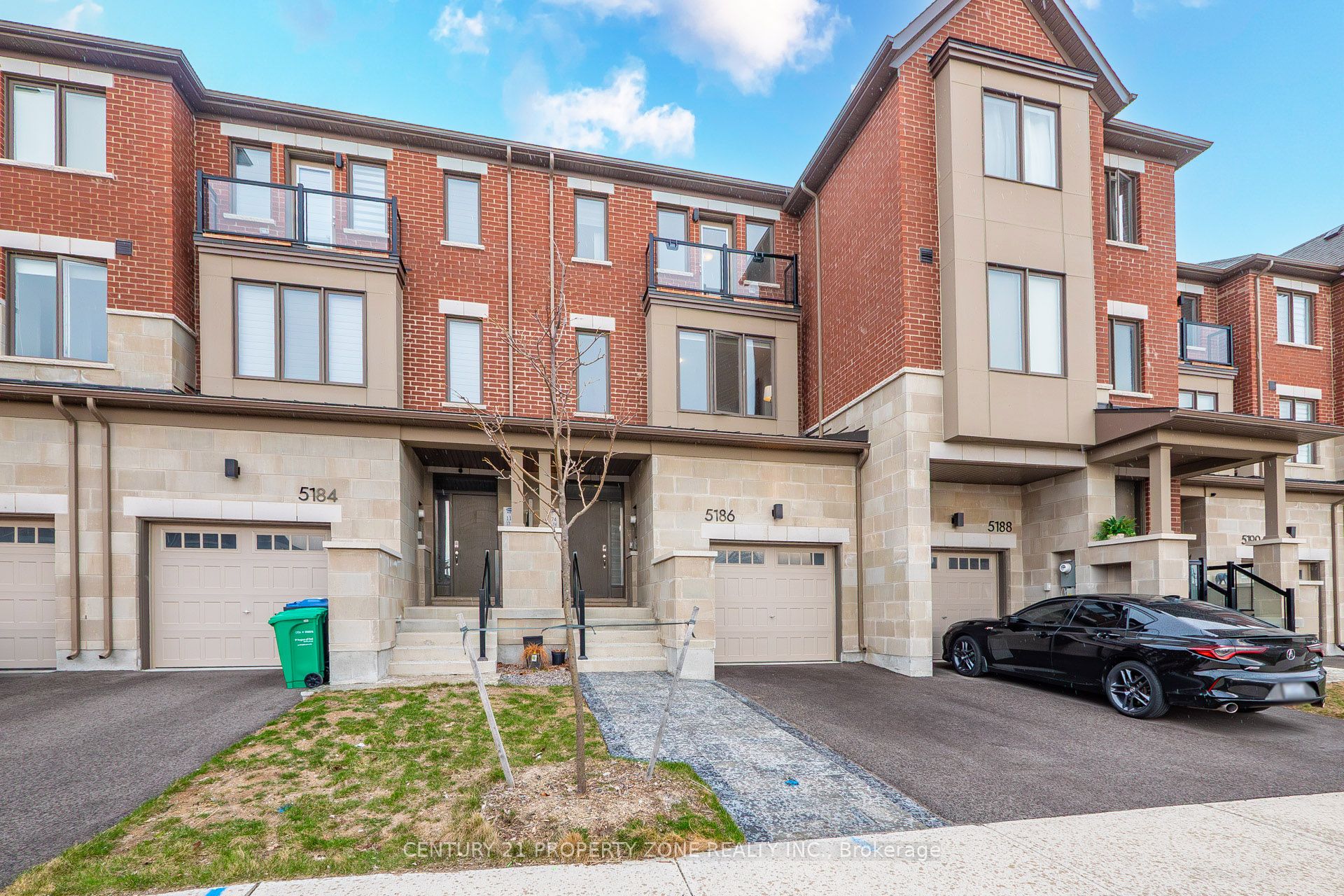 5186 Viola Desmond Drive
