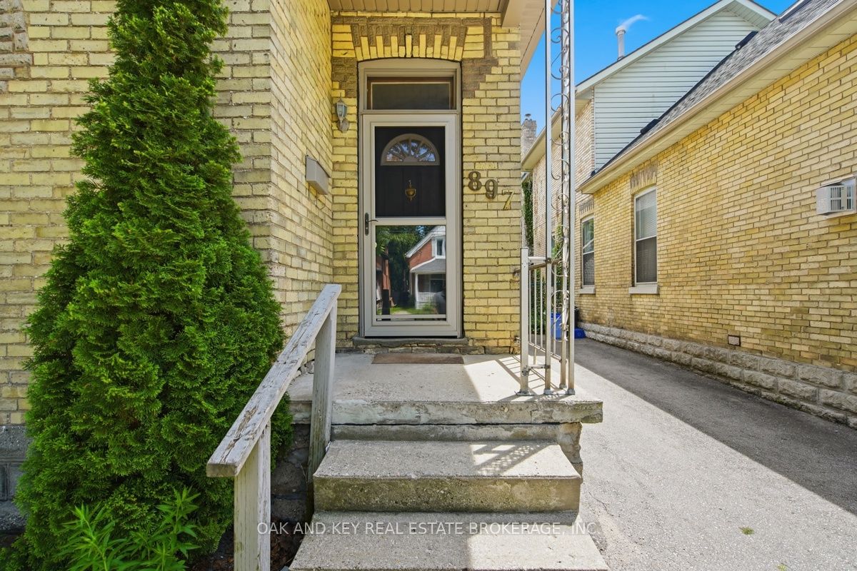 897 Elias Street