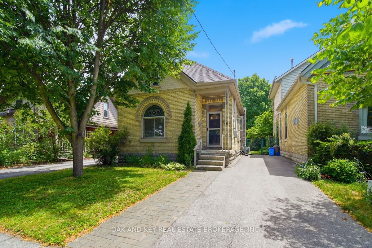 897 Elias Street