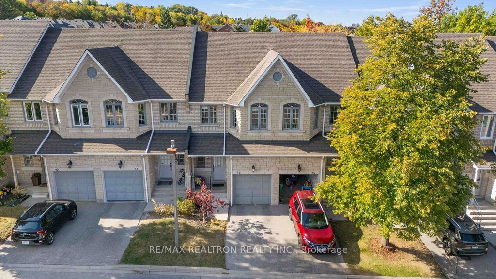 5525 Palmerston Crescent 45