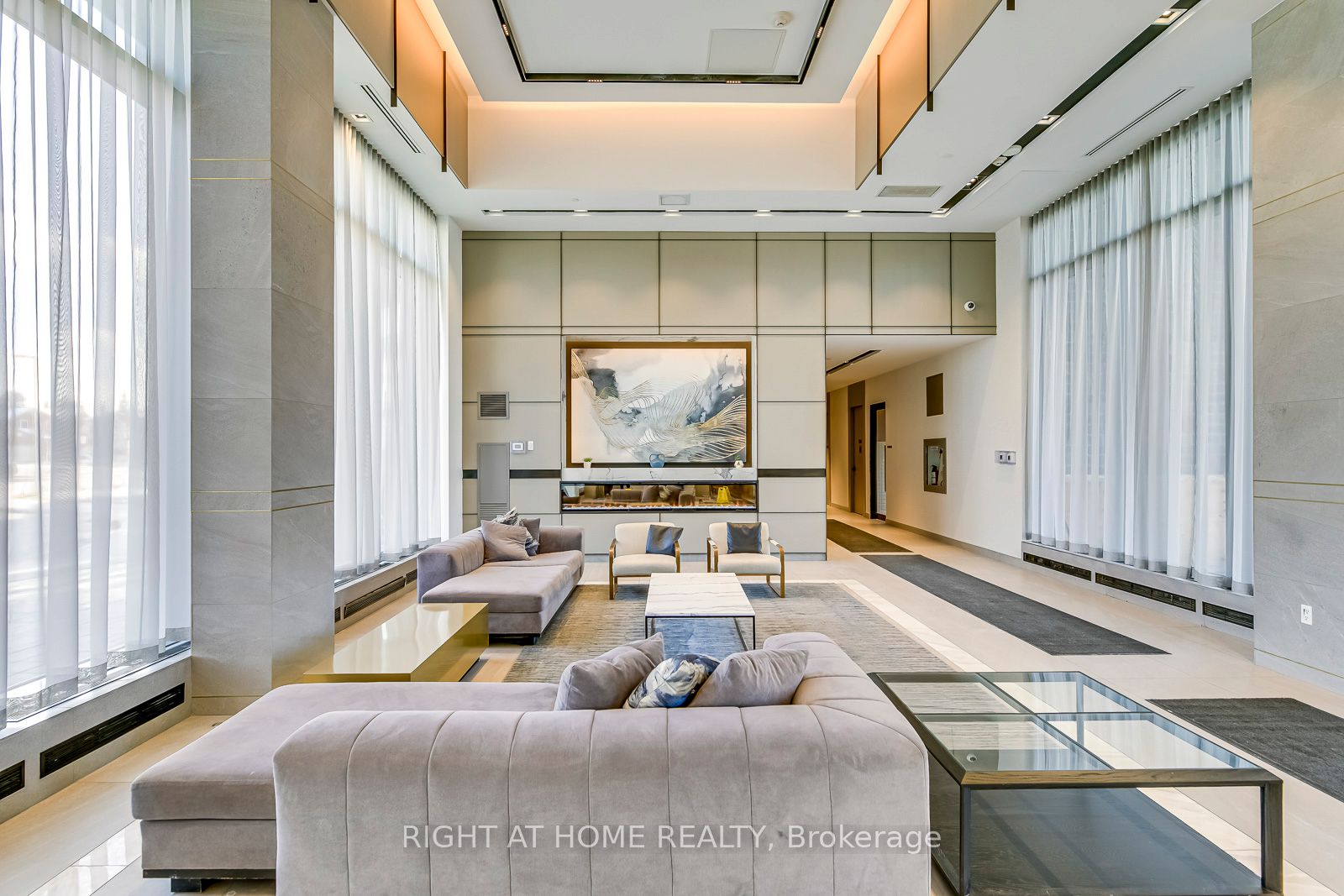 4675 Metcalfe Avenue 206