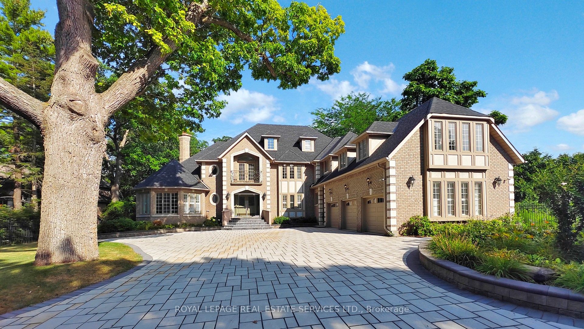 2416 Mississauga Road