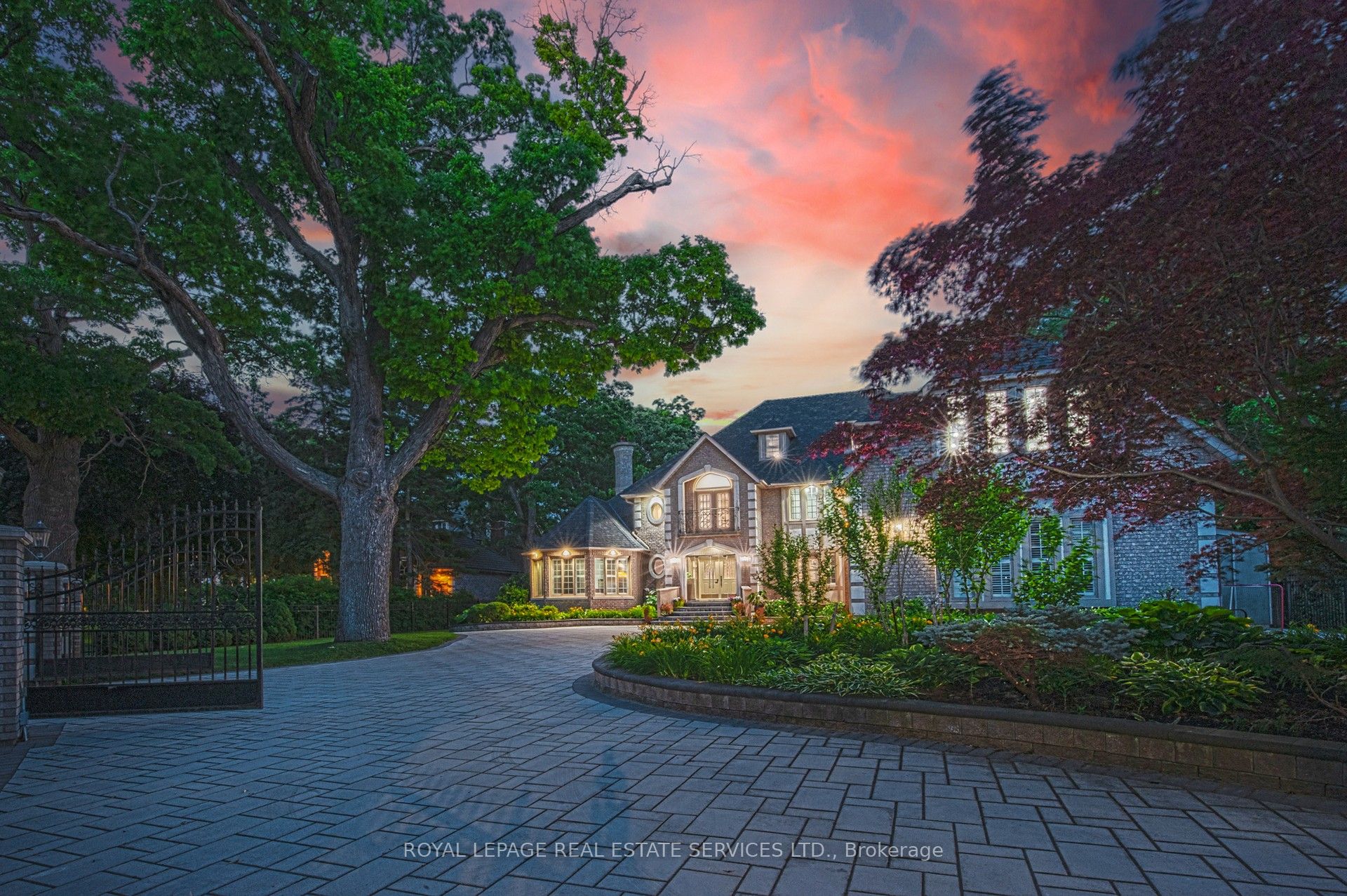 2416 Mississauga Road