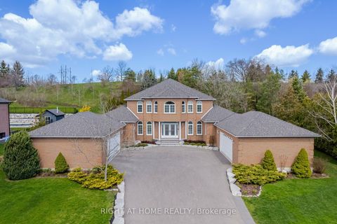 6 Lord Duncan Court Clarington ON L1E 1Z5