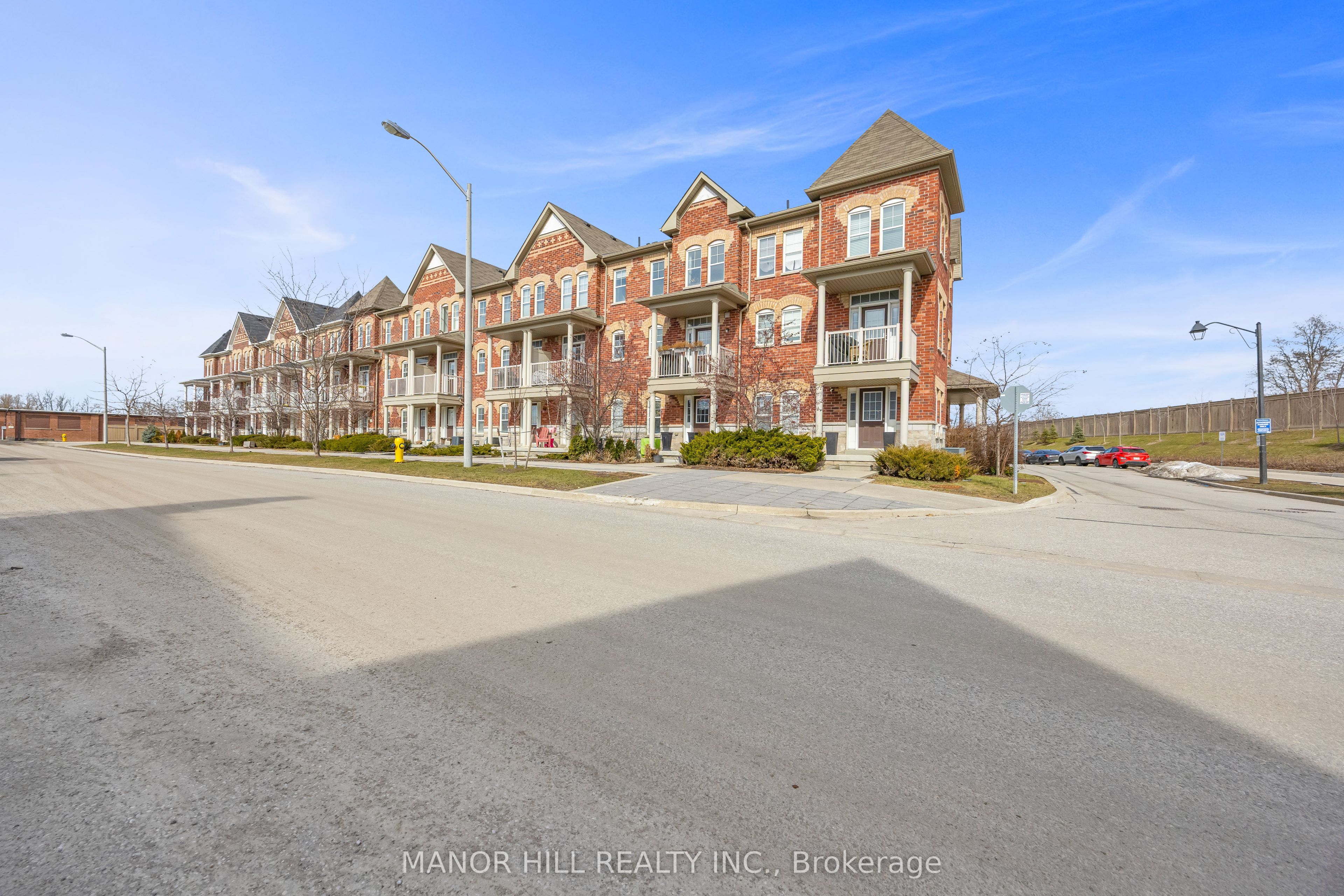 10 Porter Avenue W 12