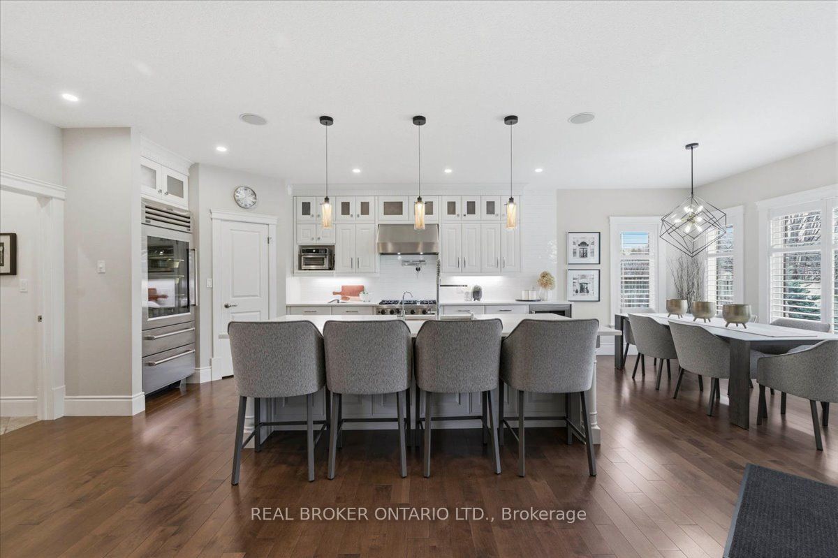 945 RIVERSTONE Court