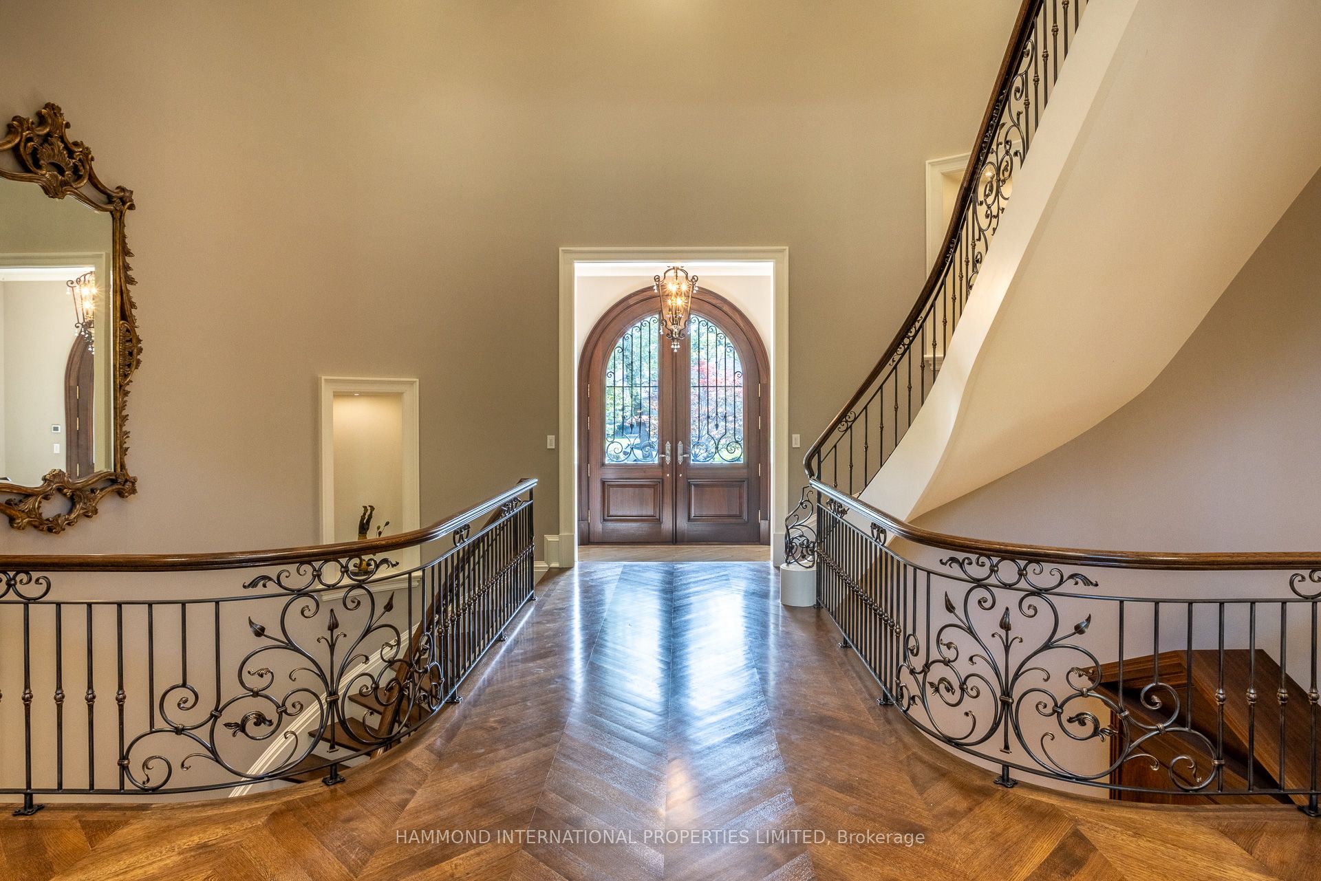 43 North Drive