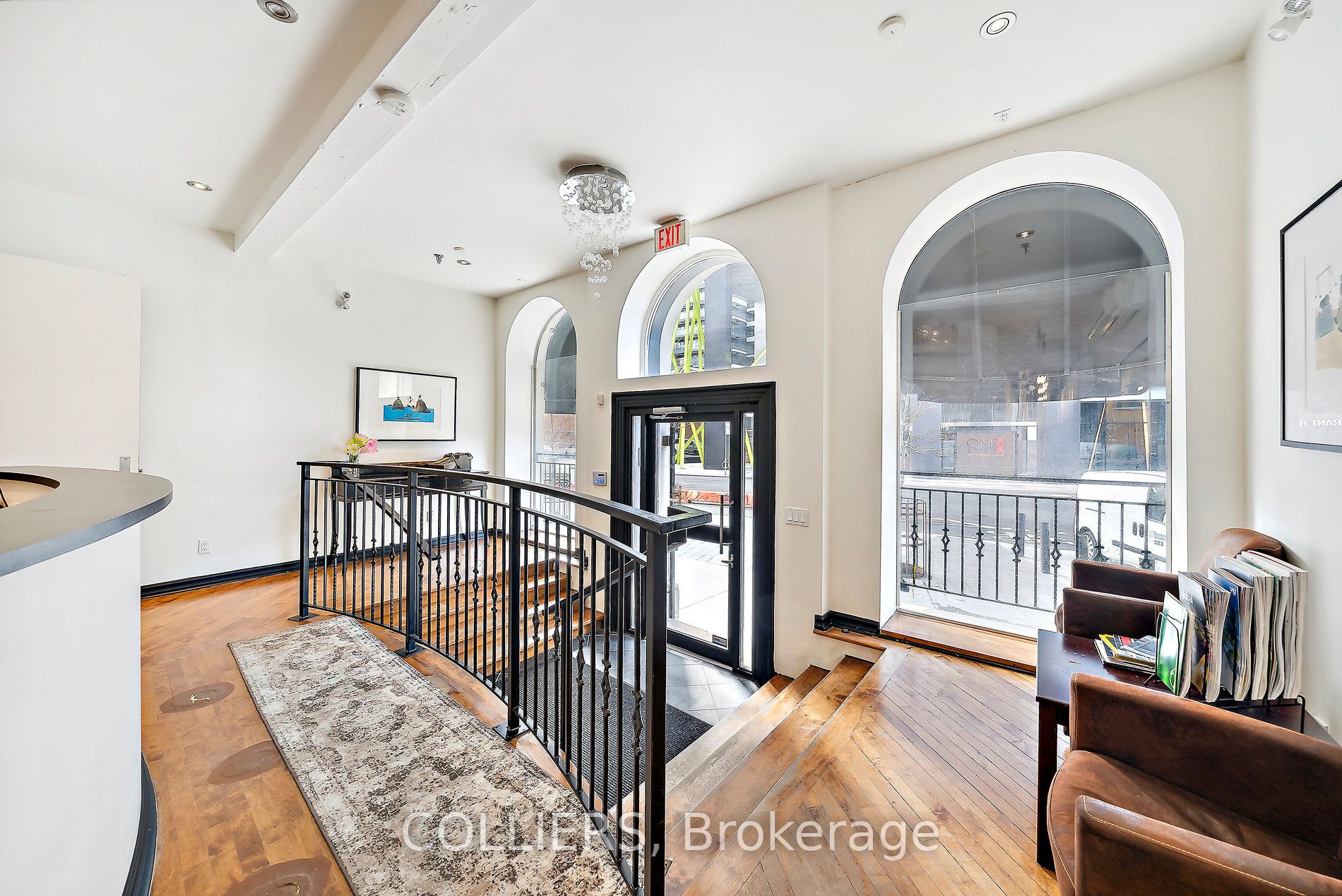 340 Richmond Street W