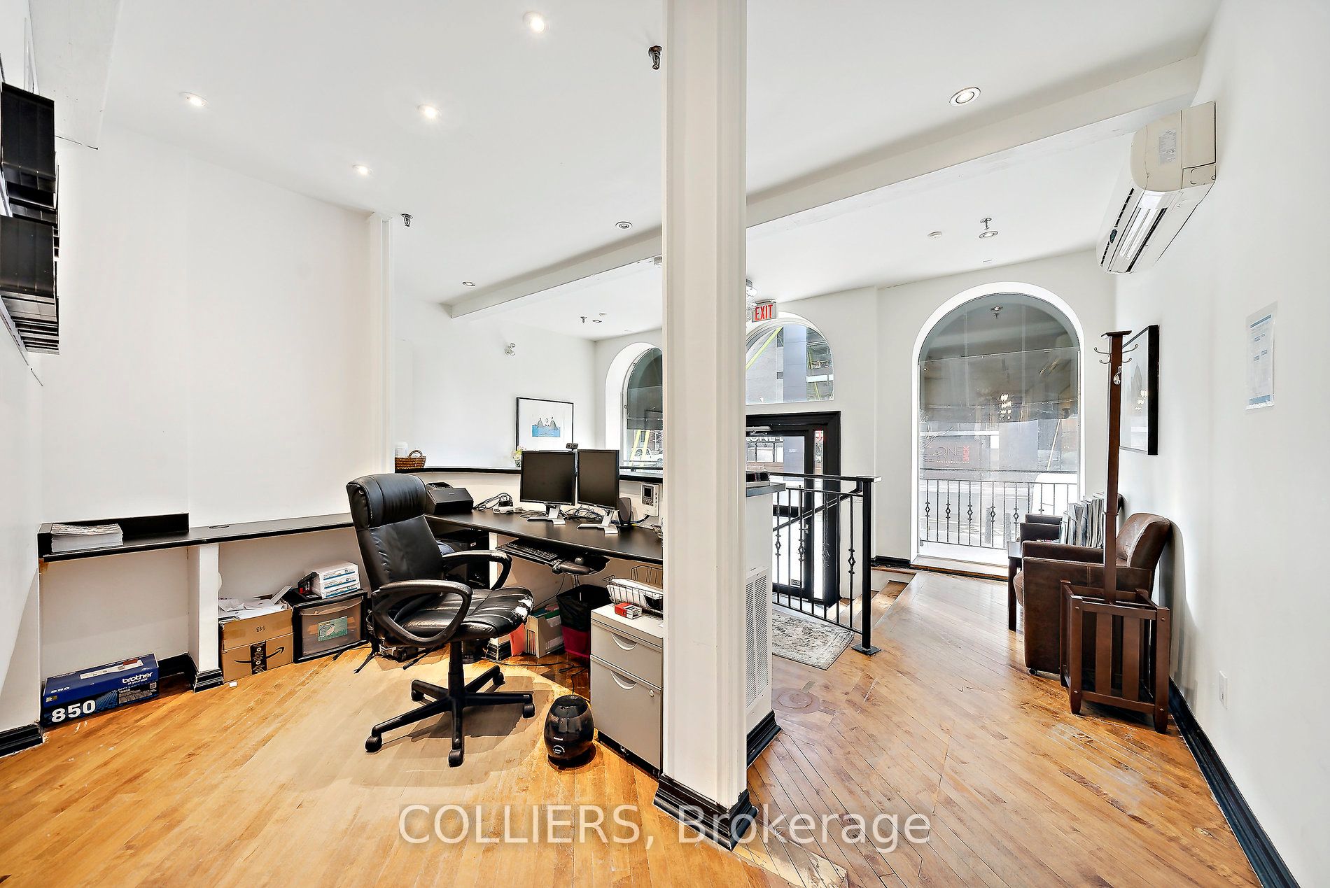 340 Richmond Street W