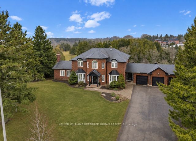 17 Sleepy Hollow Lane