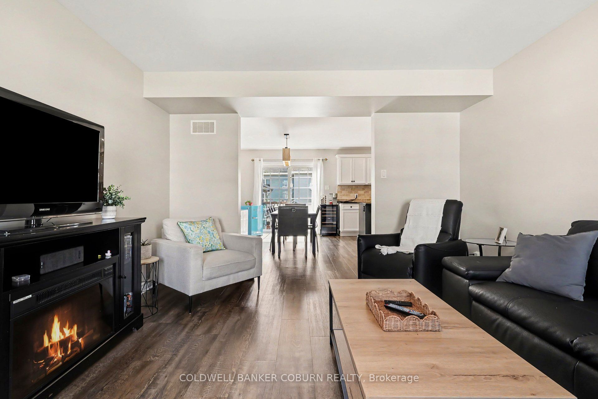 77 Tabitha Crescent