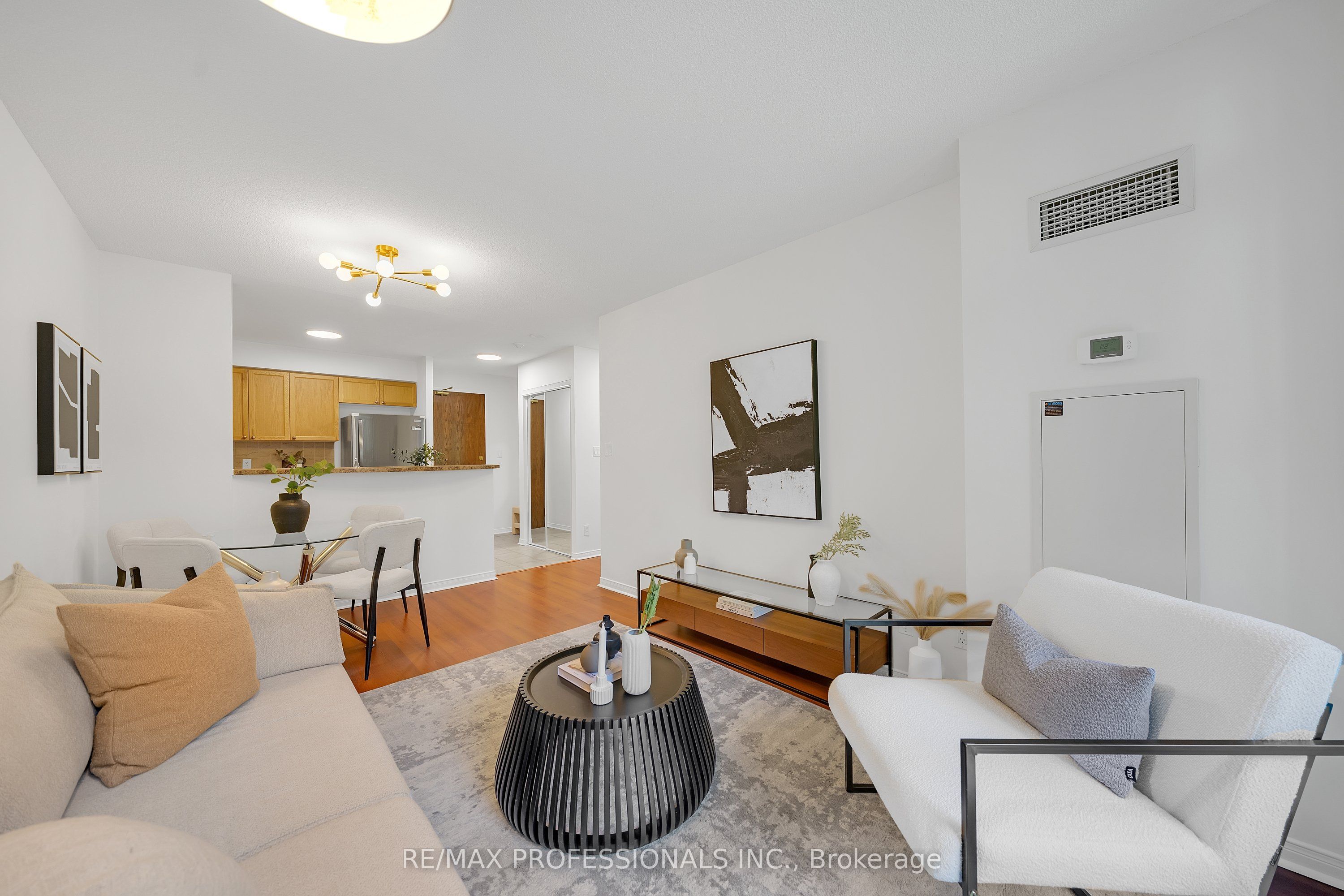 9 Michael Power Place 402