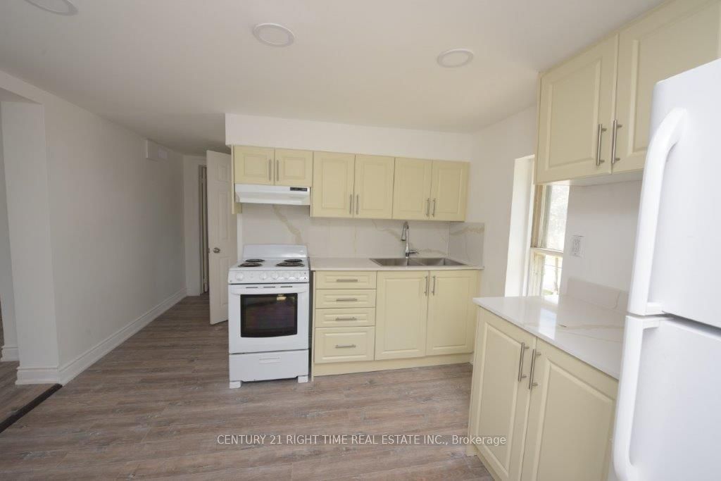 79-71 CEDAR Street N