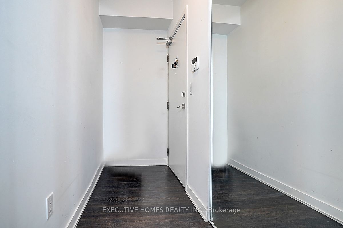 4633 Glen Erin Drive 1109