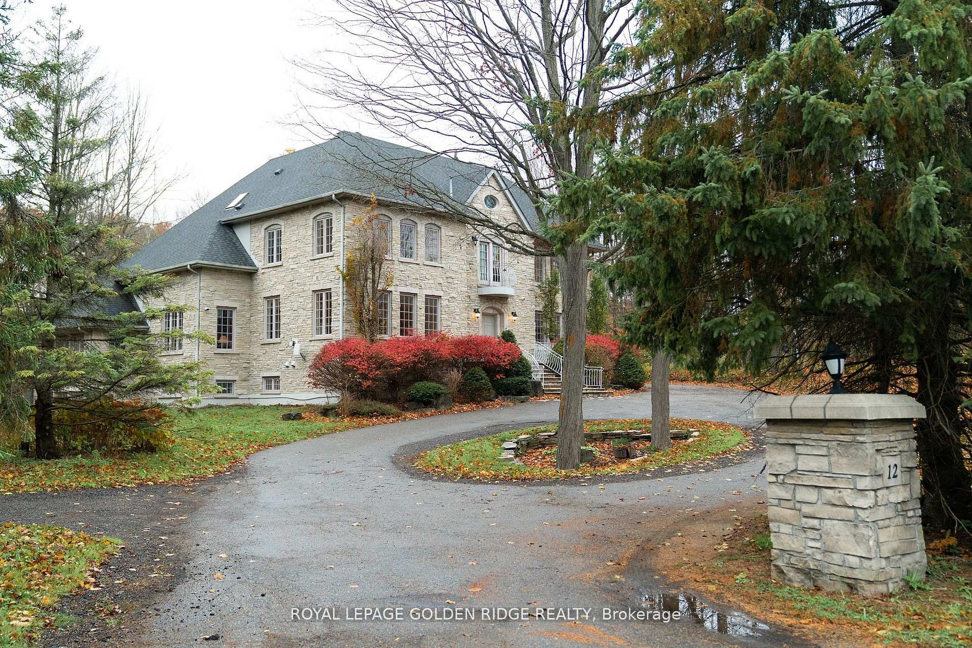 12 Forestview Trail