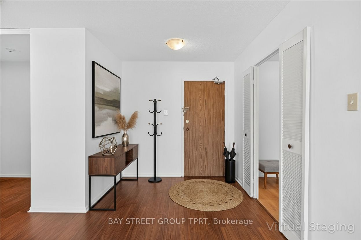 350 Seneca Hill Drive 504