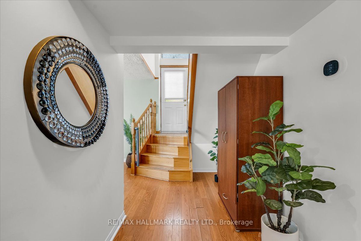 433 Seabourne Drive