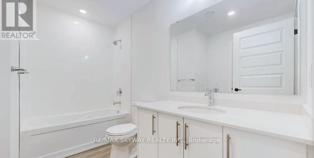 1000 Lackner Place 406