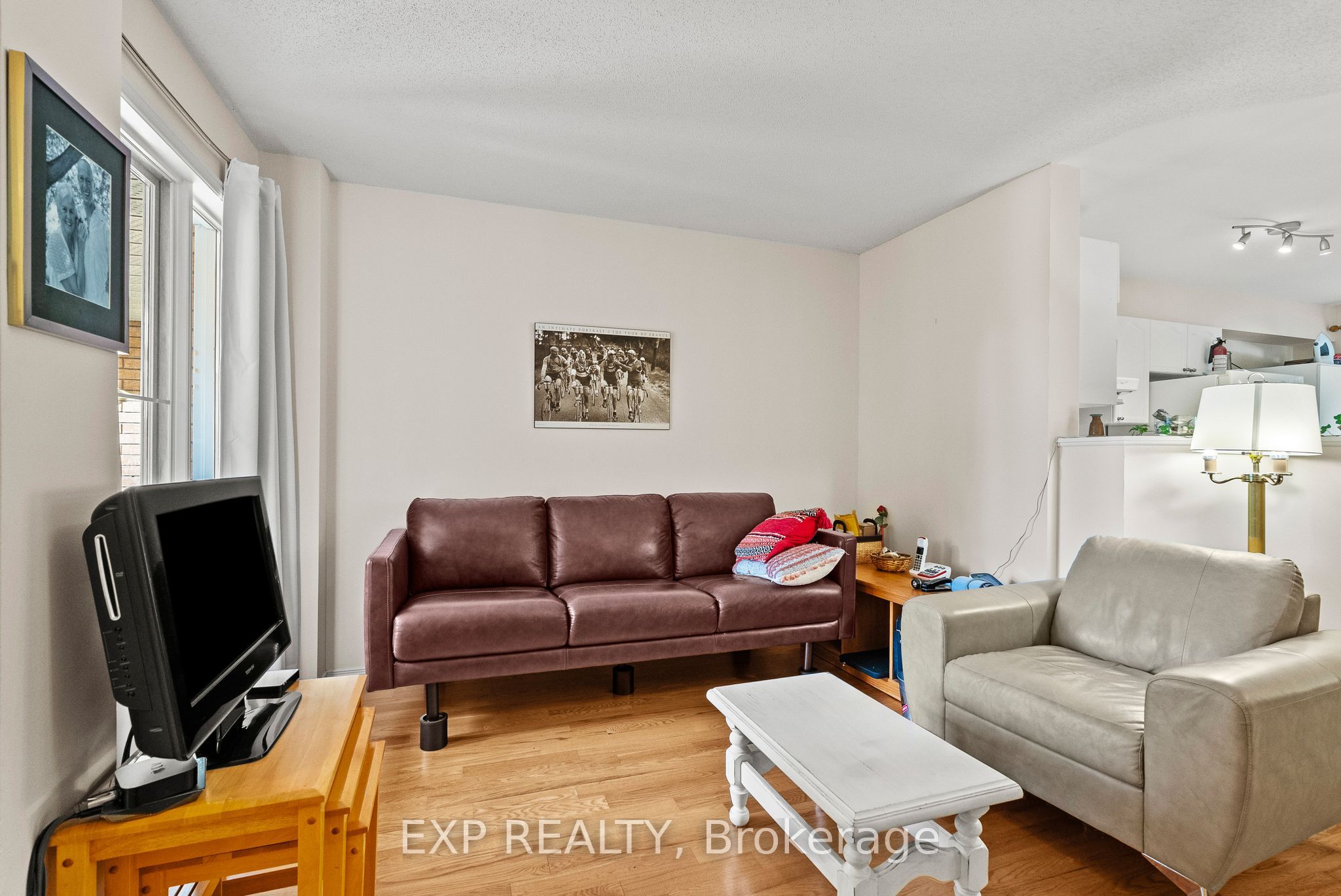534 Lawler Crescent